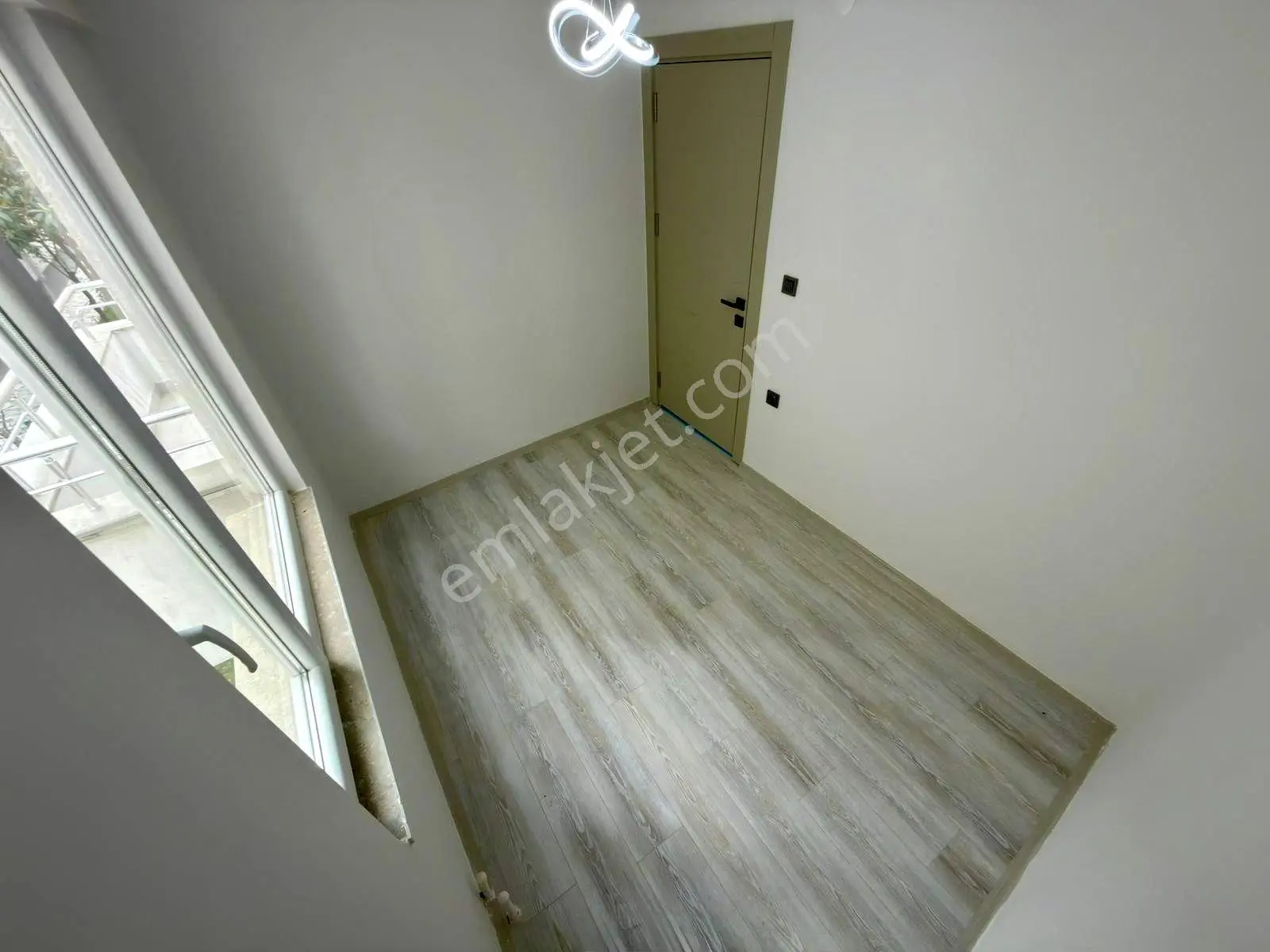 Referans'tan Altınkum'da Ön Cephe Denize 50 Mt Ara Kat Lüx 2+1 Daire — fotoğraf 23