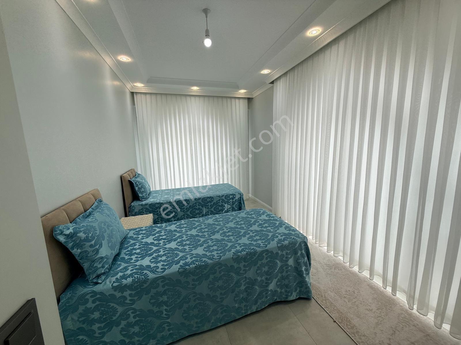 Altınova Kaytazdere'de Havuzlu Ve Eşyalı 4+1 Villa — fotoğraf 23