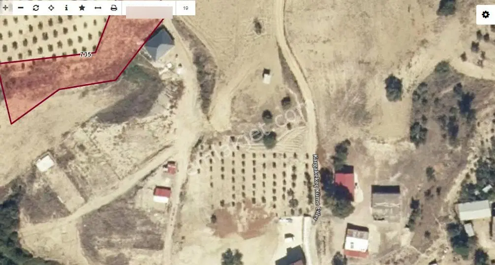 Adana Tek Tapu Sarıçam Kargakekeç Köyü Civarında 1830 M² Tarla Kadastro Yolu Mev...