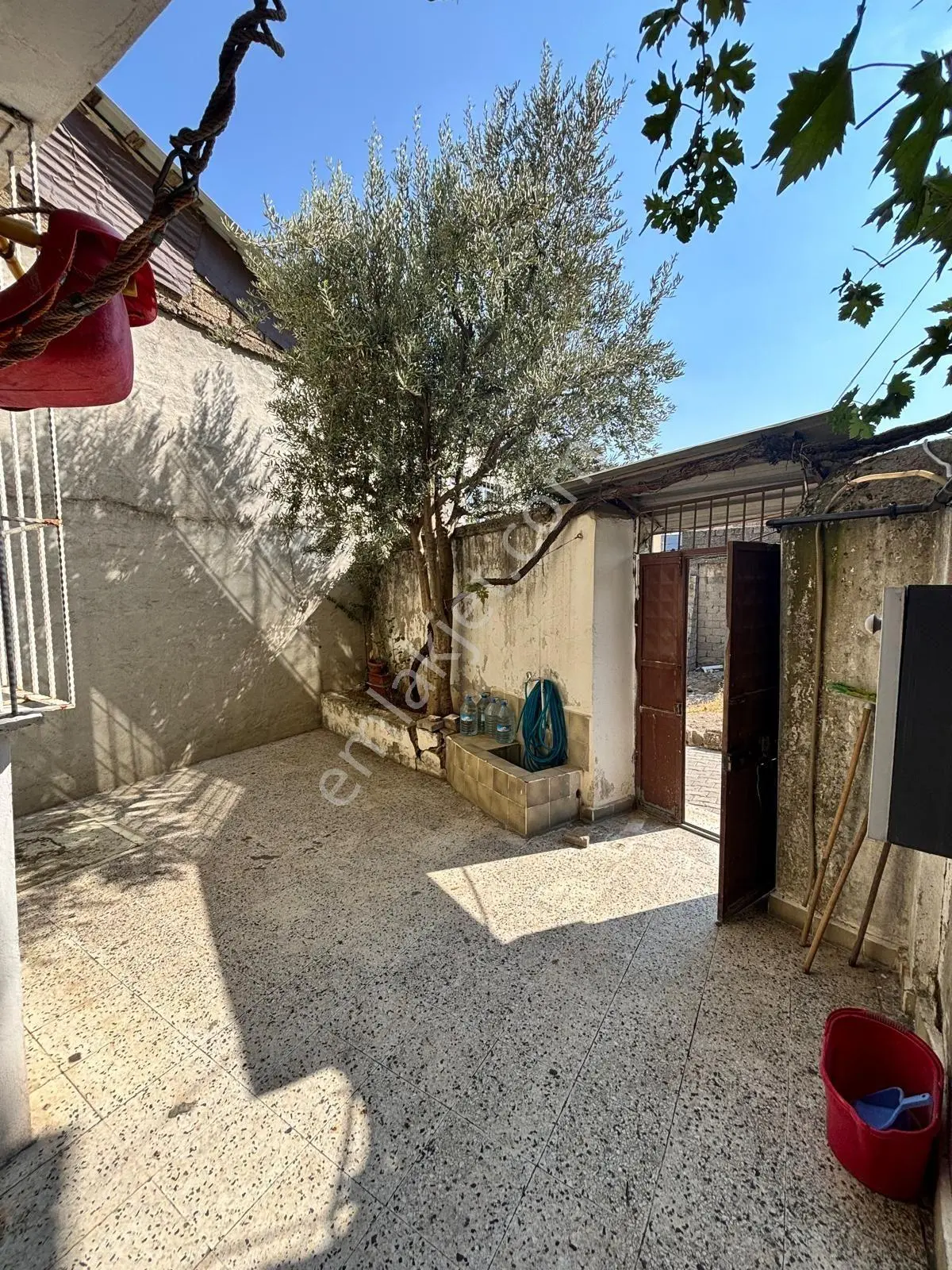 Şehit Evliya Mah Kalehan Arkası Satılık 2 Katlı Müstakil Ev 4.500.000tl — fotoğraf 2