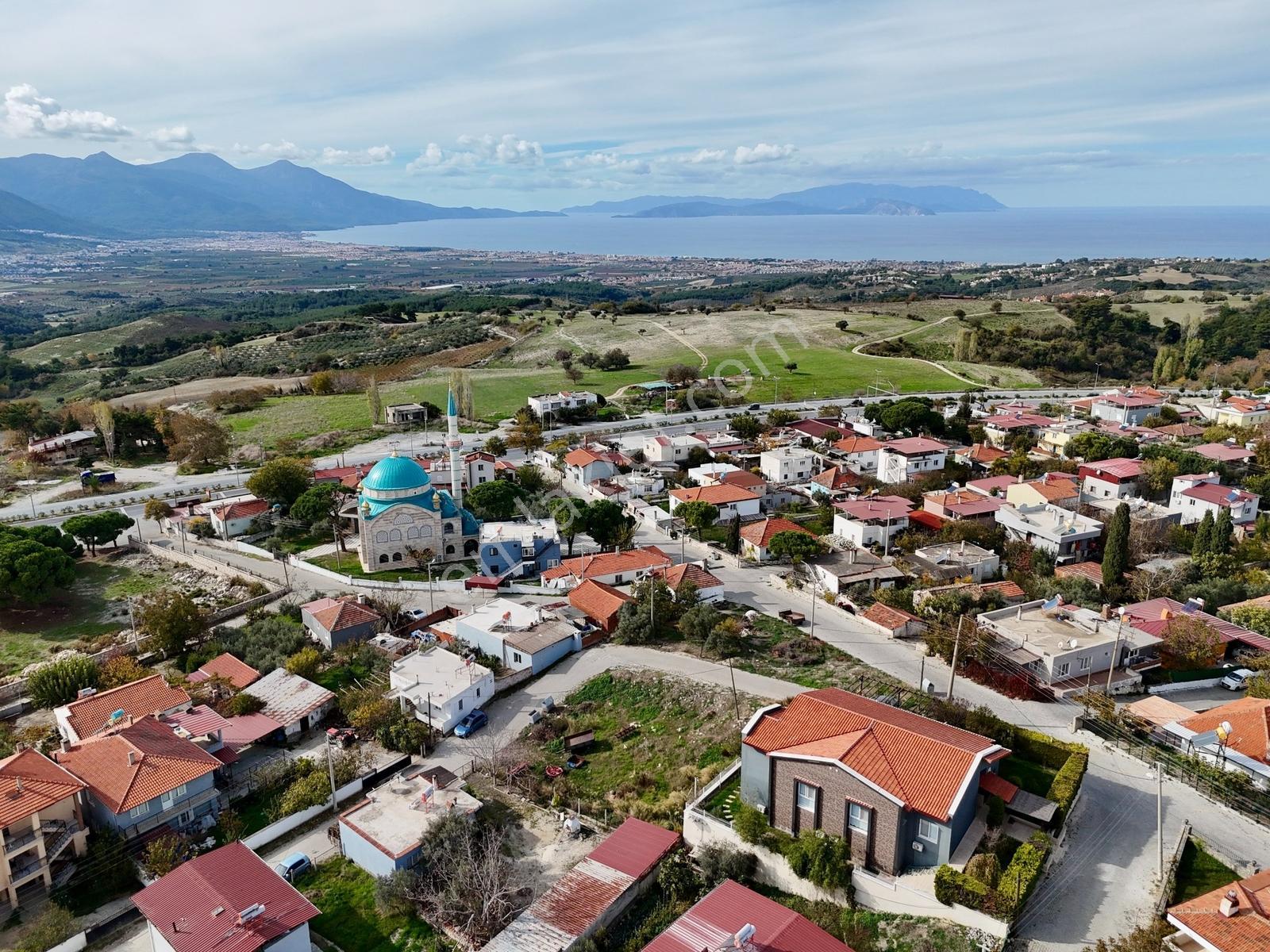 Kuşadası Yaylaköy'de Satılık Deniz Manzaralı 521 M2 Villa İmarlı — fotoğraf 3