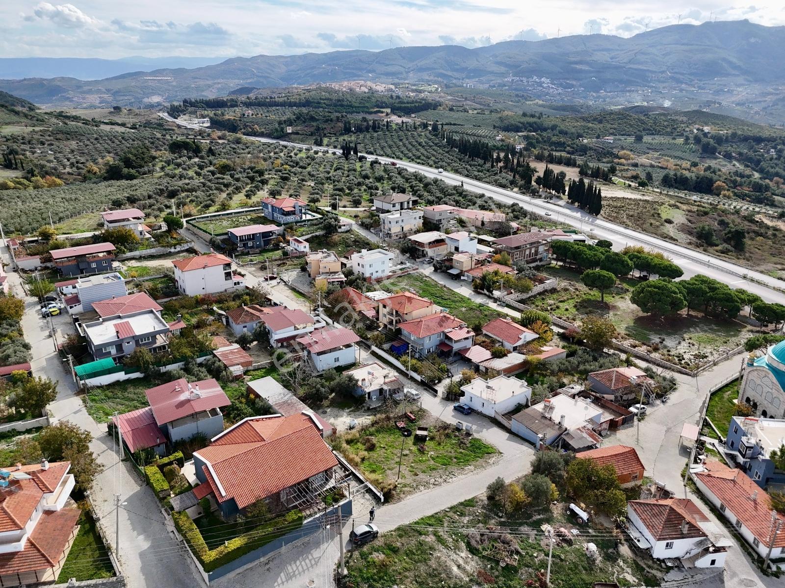 Kuşadası Yaylaköy'de Satılık Deniz Manzaralı 521 M2 Villa İmarlı — fotoğraf 10