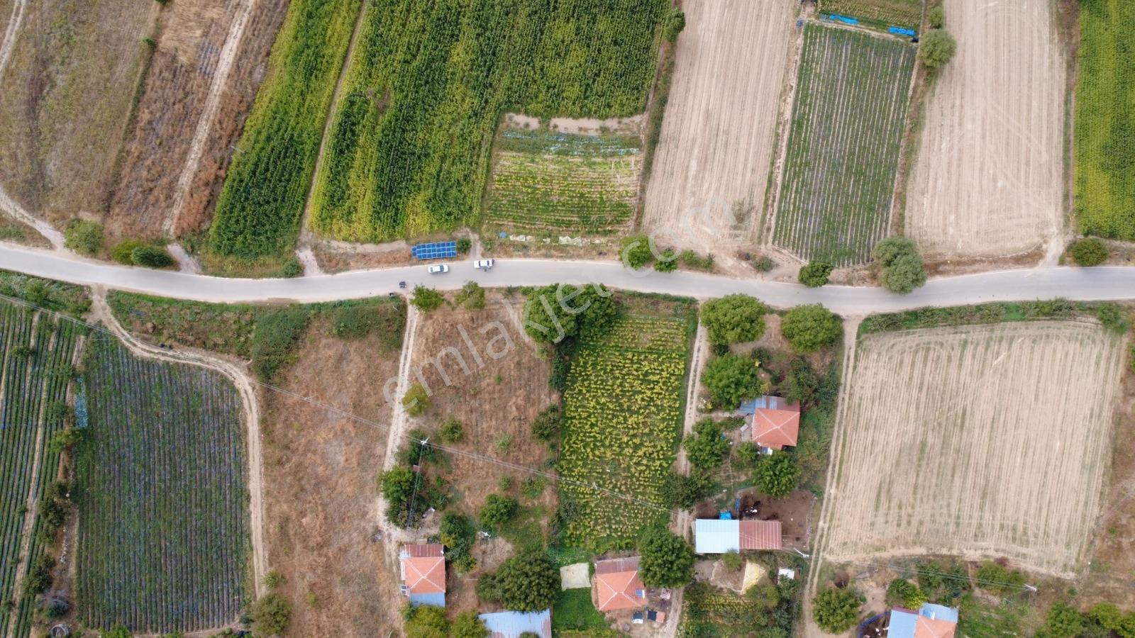 Remax Pin'de İzmir Beydağ Halıköyde Yol Kenarında Satılık Arsa — fotoğraf 8