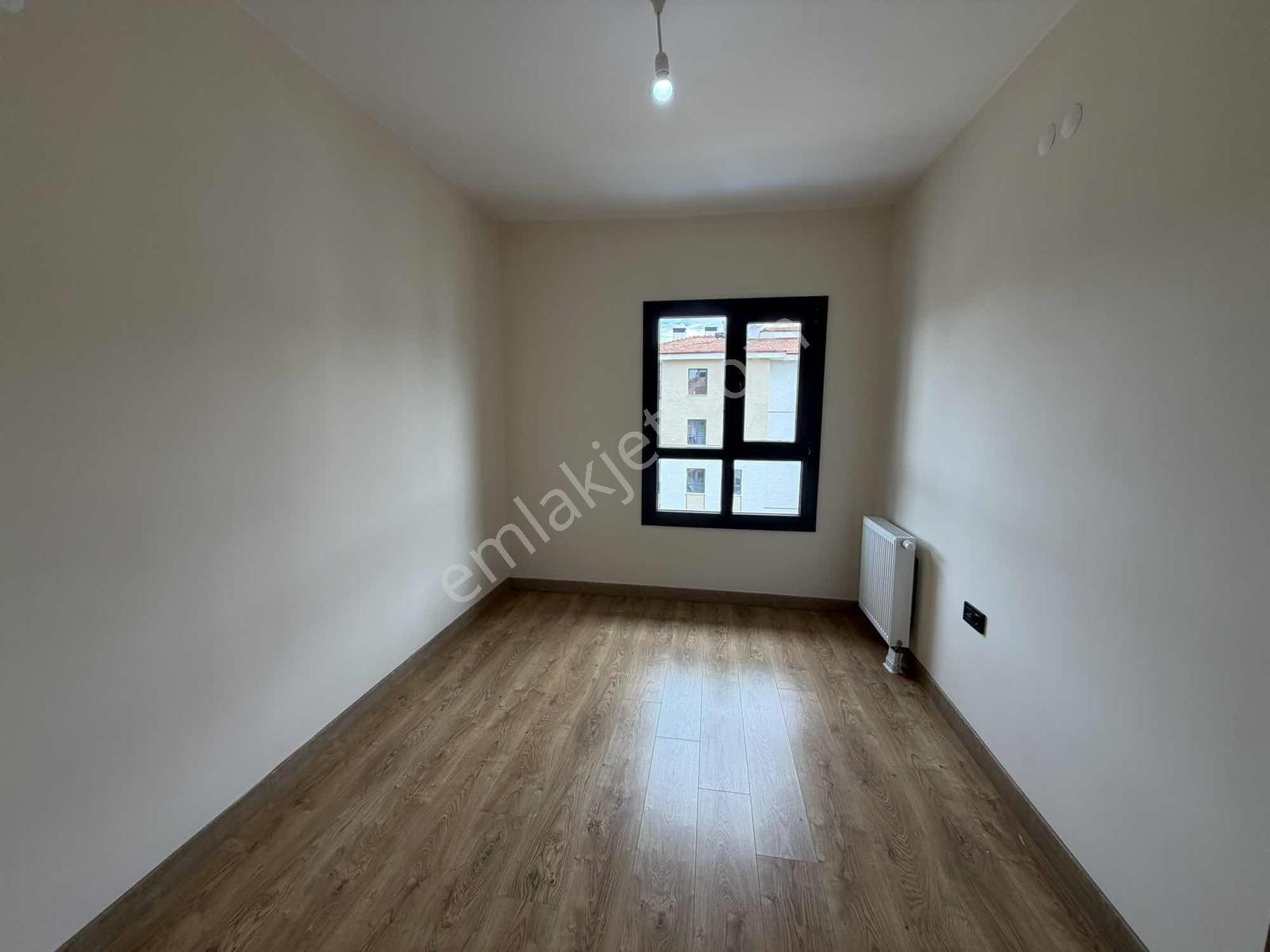 Yusuf Karadağlıdan Taştepe Tokşde Satılık 3+1 Daire — fotoğraf 13