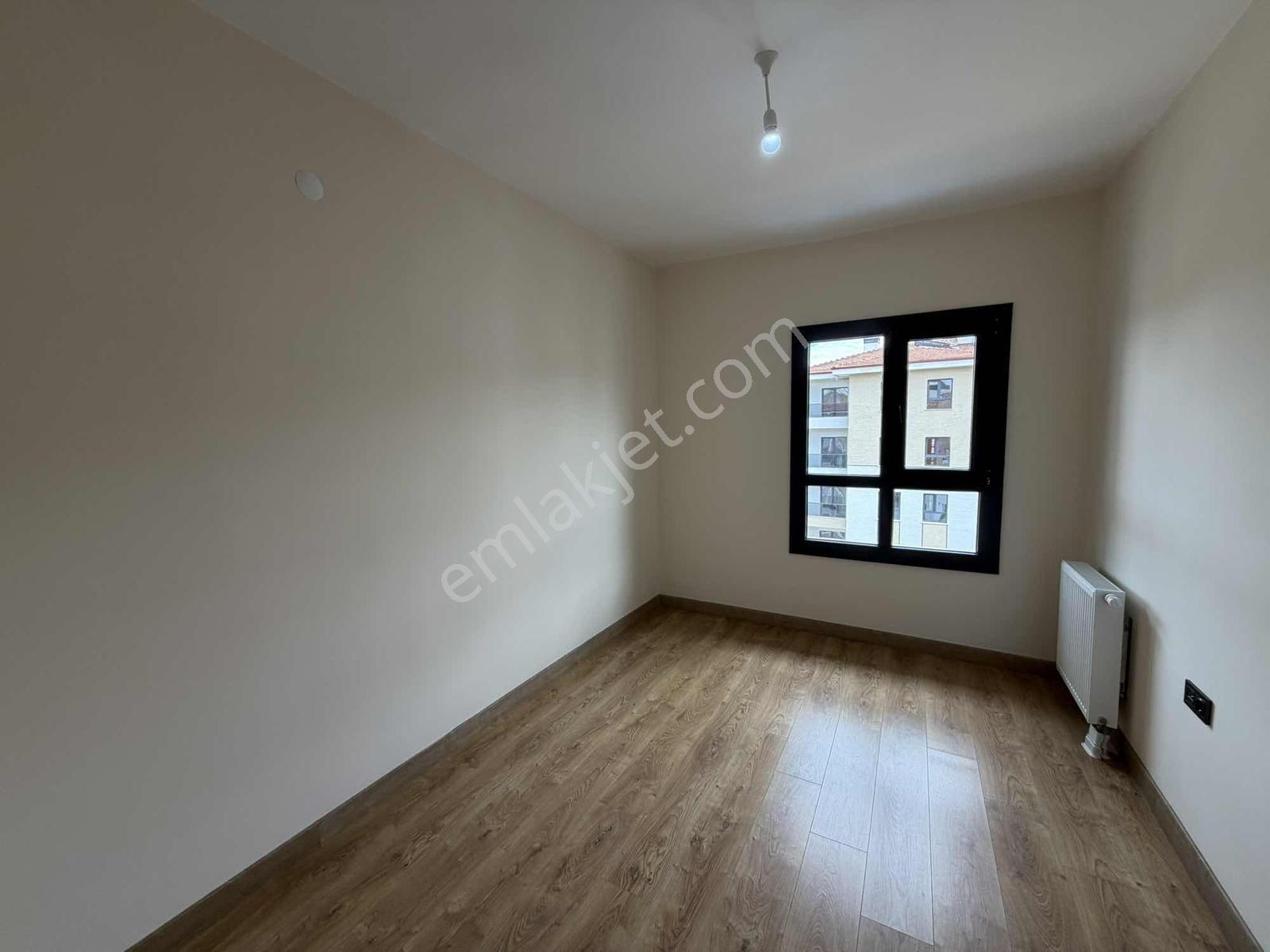 Yusuf Karadağlıdan Taştepe Tokşde Satılık 3+1 Daire — fotoğraf 14