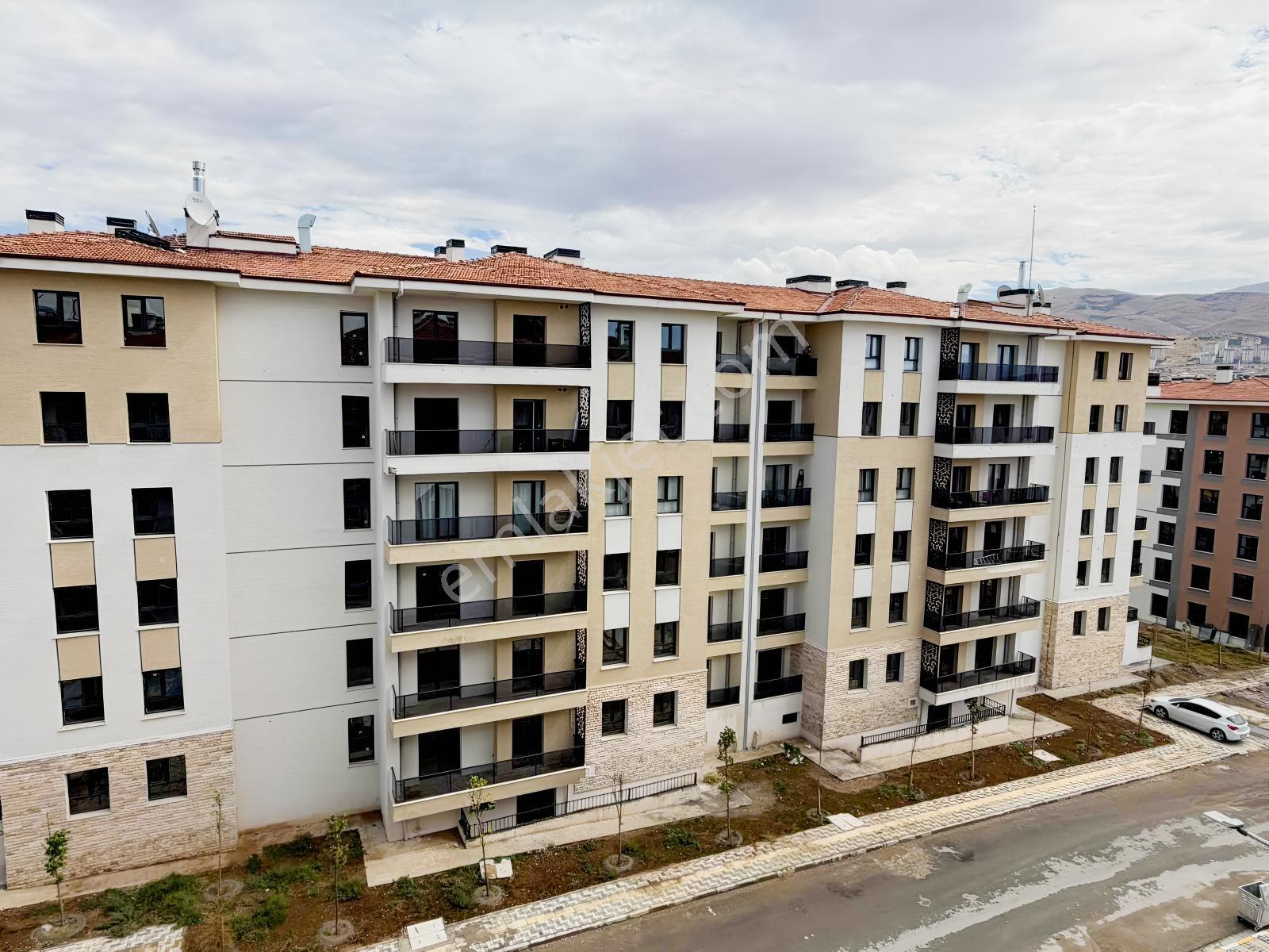 Yusuf Karadağlıdan Taştepe Tokşde Satılık 3+1 Daire — fotoğraf 23