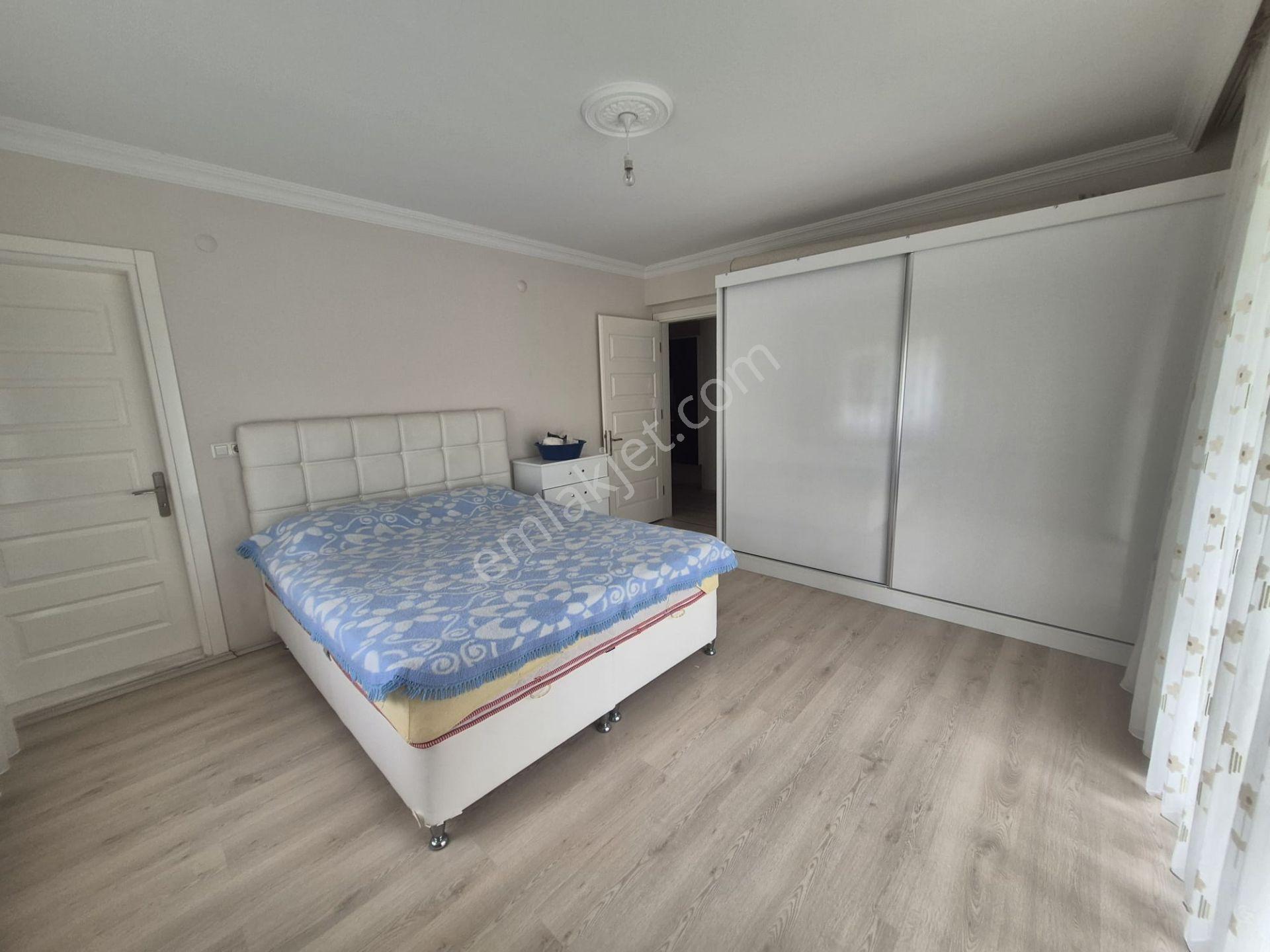 Yeşil Mahallede Geniş 3+1 Satılık Daire — fotoğraf 9