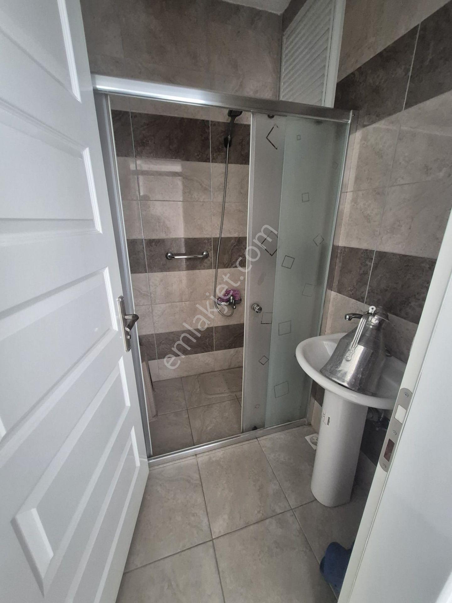 Yeşil Mahallede Geniş 3+1 Satılık Daire — fotoğraf 11