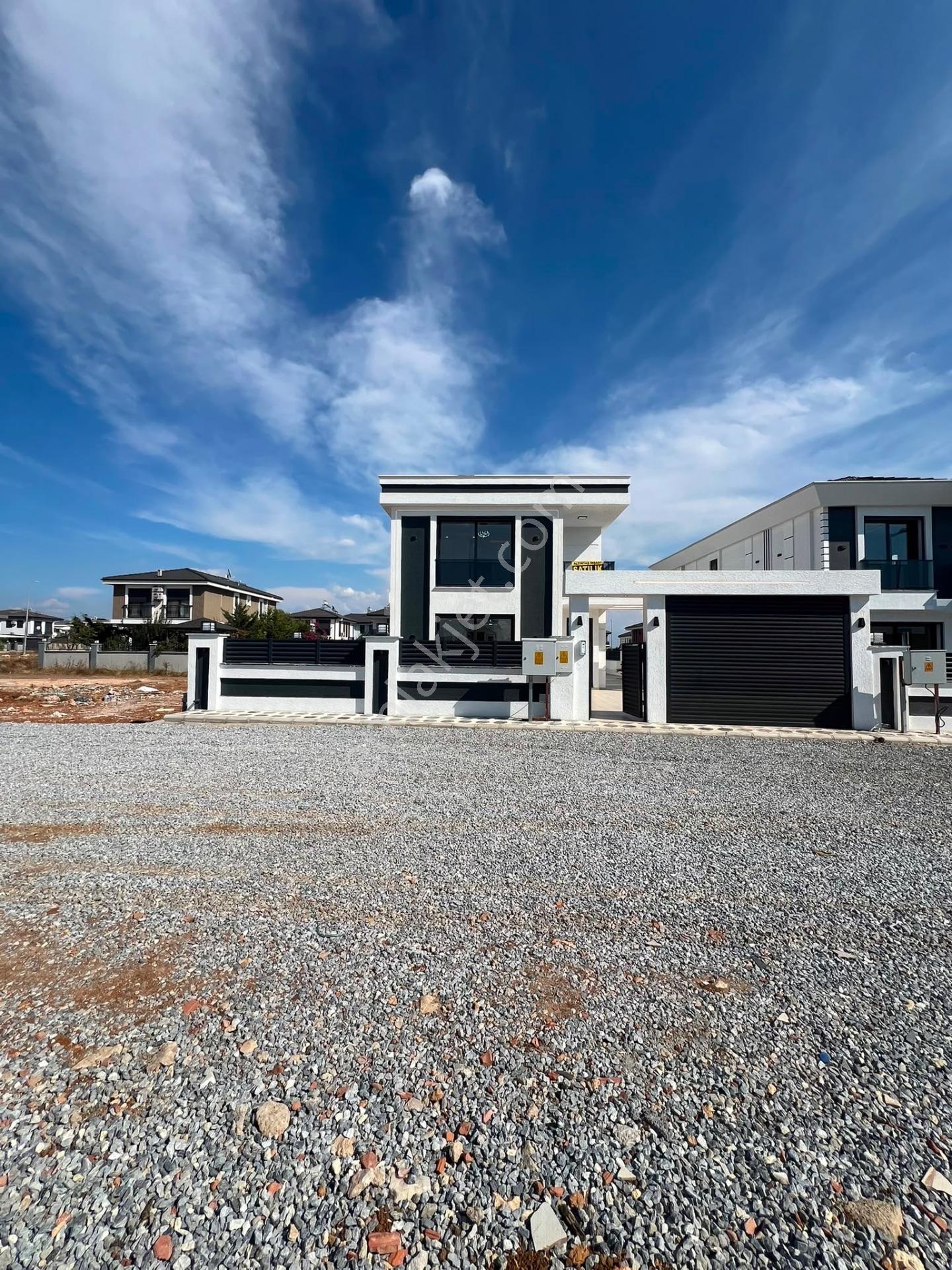 Aydın/didim’de 4+1 Müstakil Havuzlu Satılık Villa