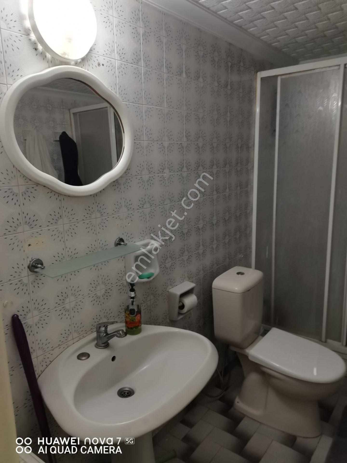 Kükürtlü Mah.kükürtlü Cad.üzerinde Satılık 3+1 Daire. — fotoğraf 17
