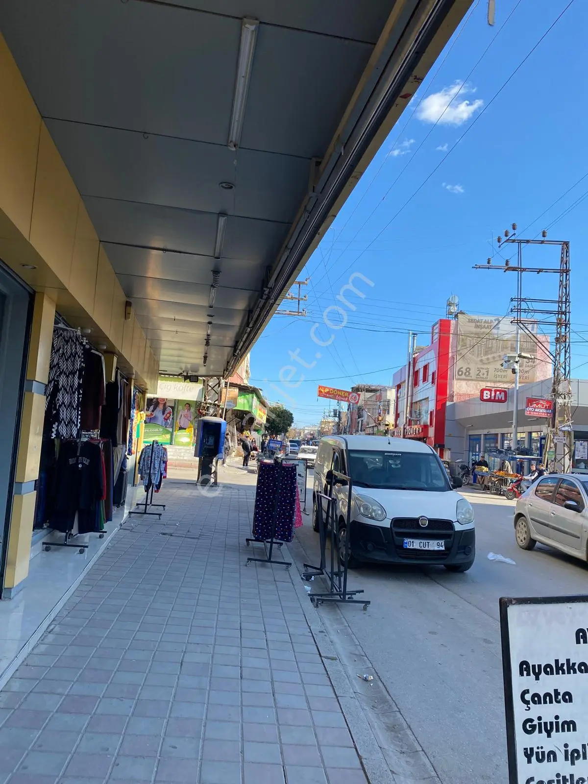 Levent Caddesi Polis Okulu Kavşağı 4daire 480bin -200m2 İşyeri 300bin Getiri 3katlı Komple Bina. — fotoğraf 2