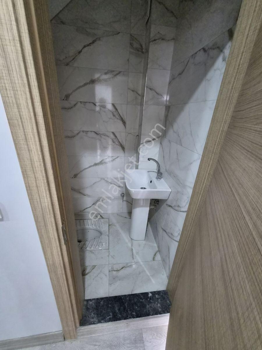 Başiskele Yeşilyurt Mahallesin'de Eğimsiz 3+1 Dubleks Daire — fotoğraf 18