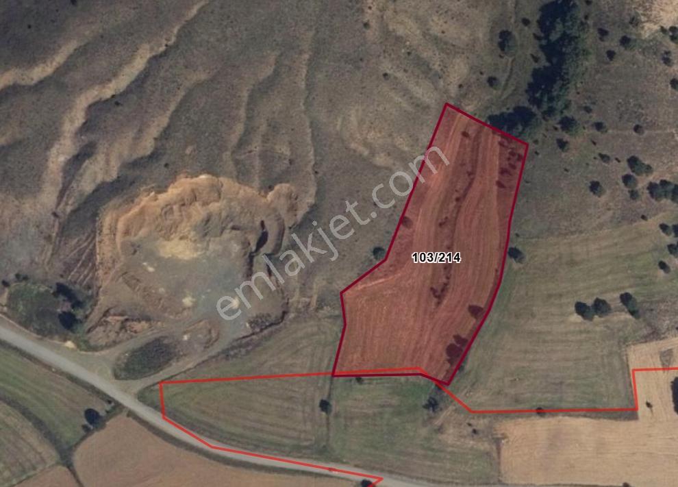 Bozüyük Karabayırda Meraya Cephe 8.584 M² Kupon Arazi — fotoğraf 8