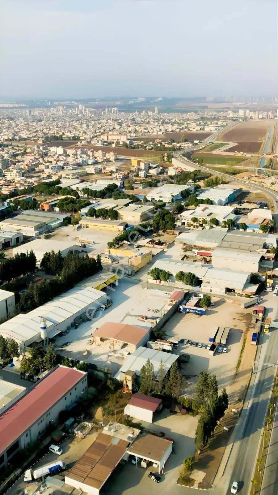 Yılmaz'dan Yüreğir Demirciler Site'de Satılık Ticari 2.526m Arsa — fotoğraf 3
