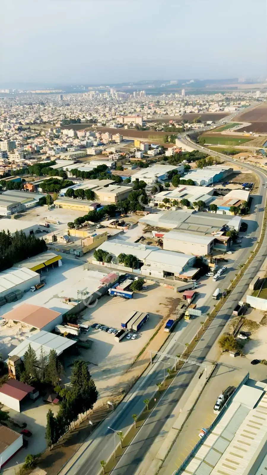 Yılmaz'dan Yüreğir Demirciler Site'de Satılık Ticari 2.526m Arsa — fotoğraf 5