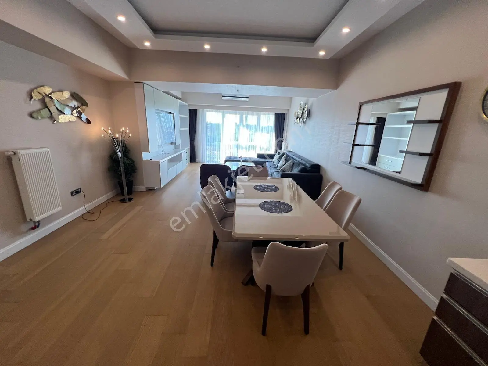 Kiptaş Venezia Mega Satılık Boş Açık Mutfak 3+1 Daire — fotoğraf 4
