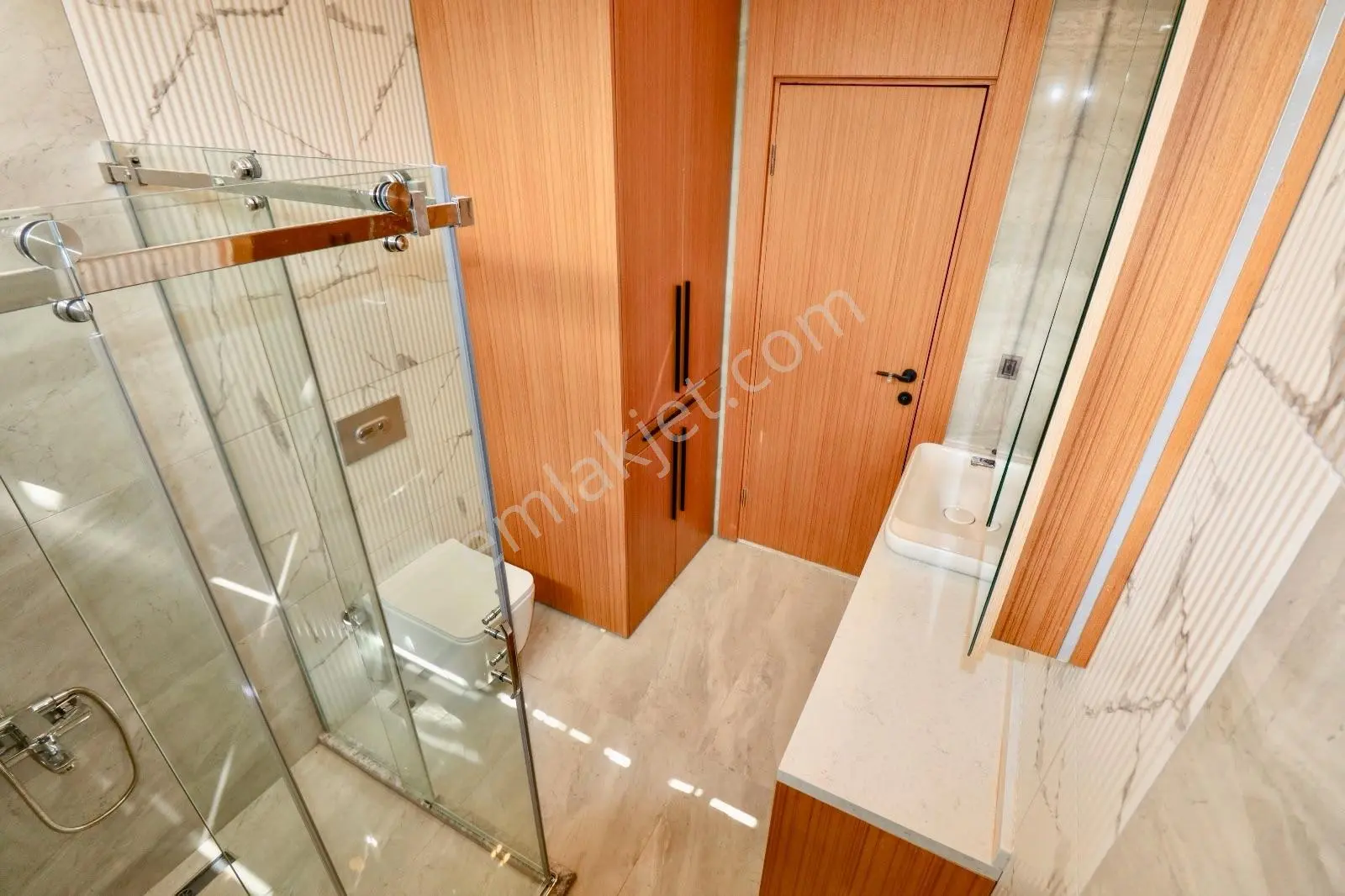 Güre'de 450 M2 Arsa İçinde Özel Havuzlu 4+1 Villa — fotoğraf 16