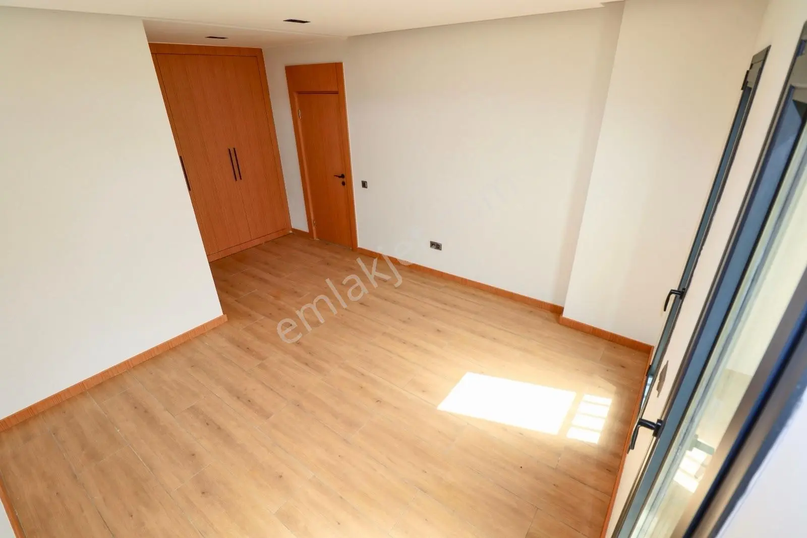 Güre'de 450 M2 Arsa İçinde Özel Havuzlu 4+1 Villa — fotoğraf 21