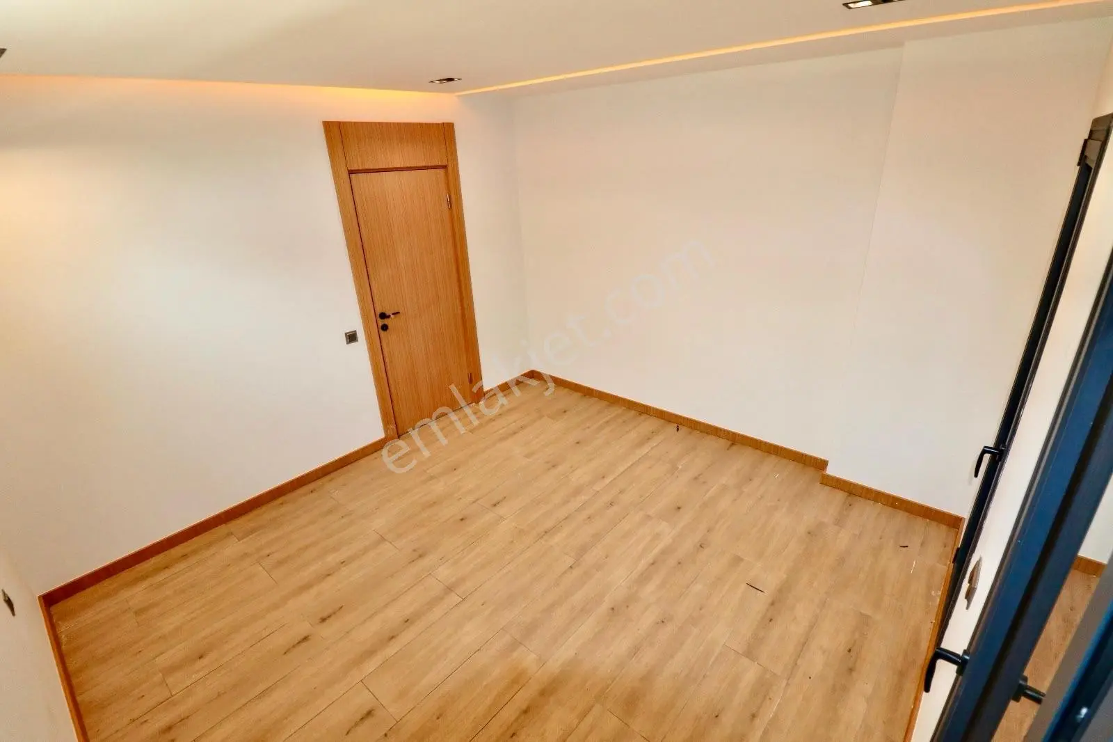 Güre'de 450 M2 Arsa İçinde Özel Havuzlu 4+1 Villa — fotoğraf 25
