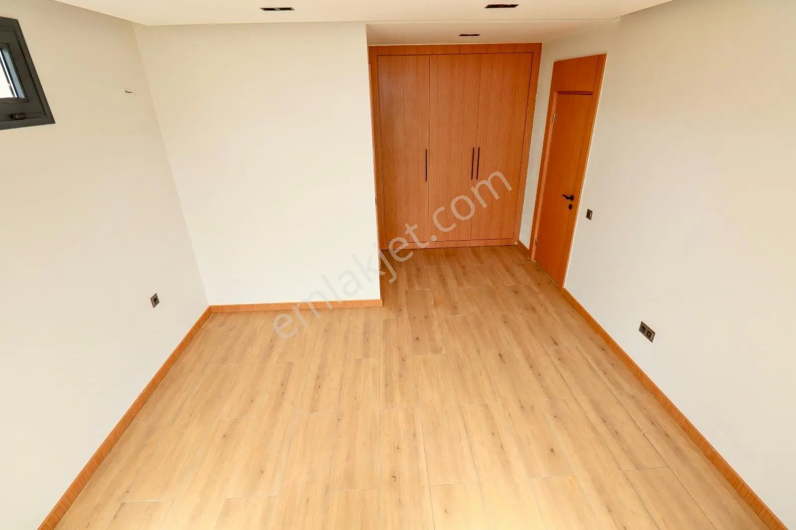 Güre'de 450 M2 Arsa İçinde Özel Havuzlu 4+1 Villa — fotoğraf 26