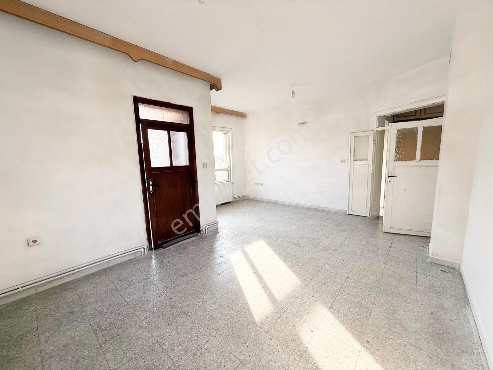 Kayaönü'nde Cadde Üzeri Antep Manzaralı Kira Getirisi Yüksek — fotoğraf 8