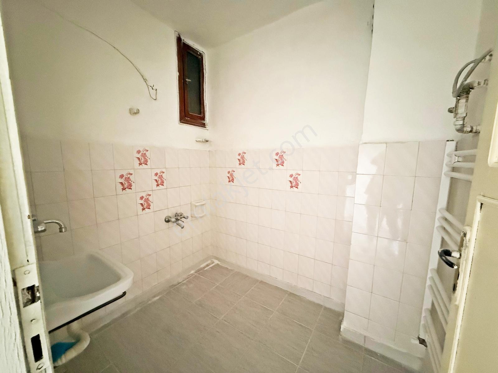 Kayaönü'nde Cadde Üzeri Antep Manzaralı Kira Getirisi Yüksek — fotoğraf 17