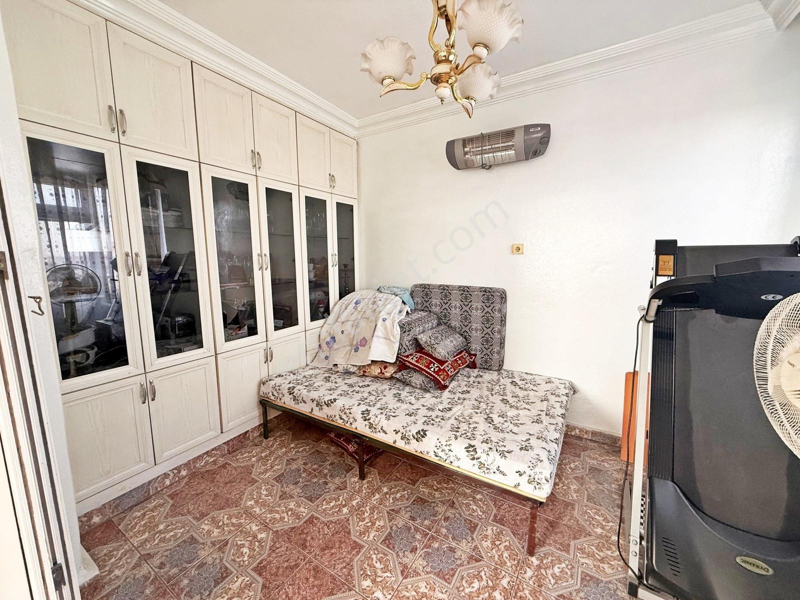 Kayaönü'nde Cadde Üzeri Antep Manzaralı Kira Getirisi Yüksek — fotoğraf 24