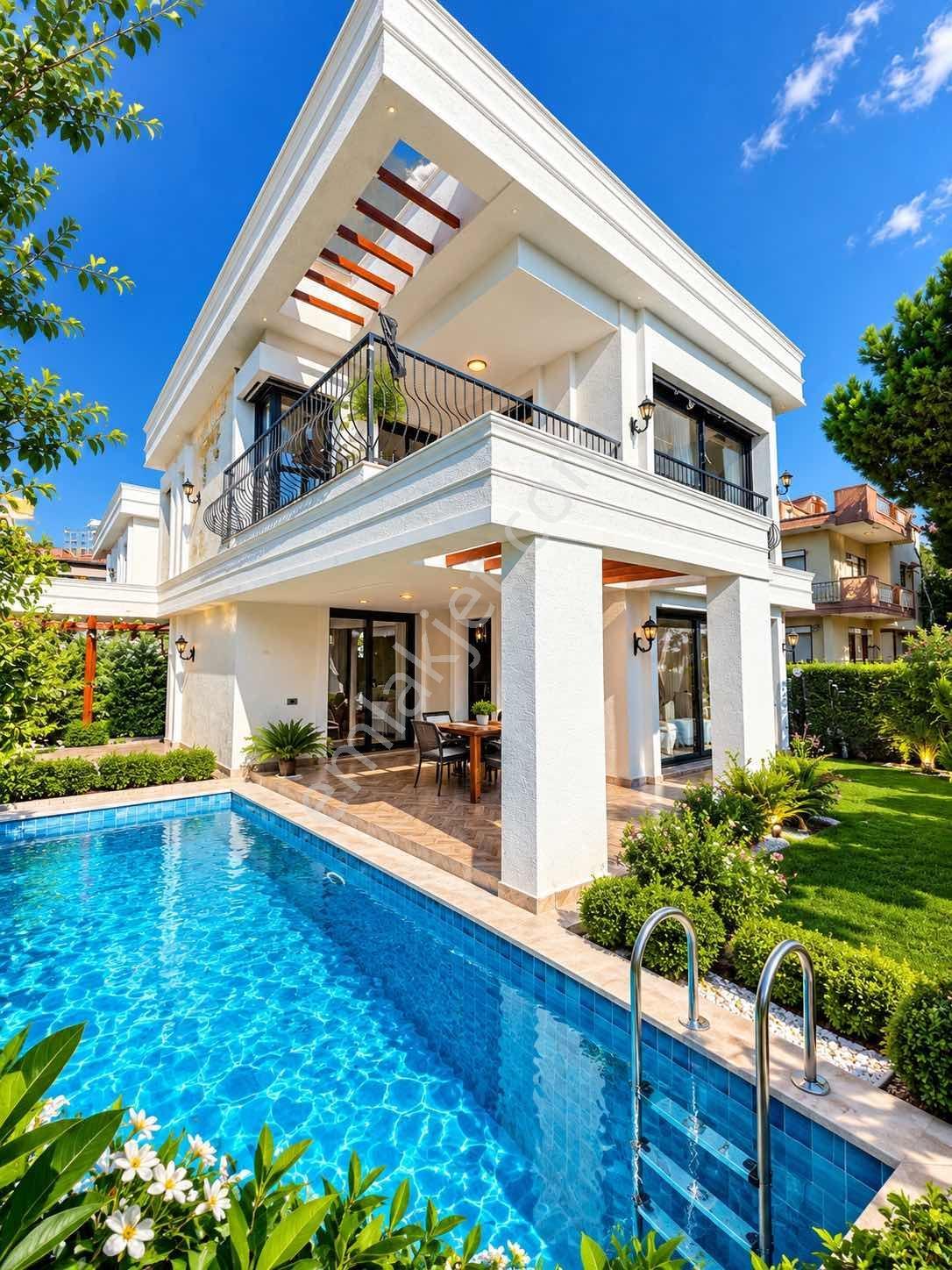 Kuşadası Kadınlar Denizinde Özel Havuzlu Denize Yakın 4+1 Villa — fotoğraf 2