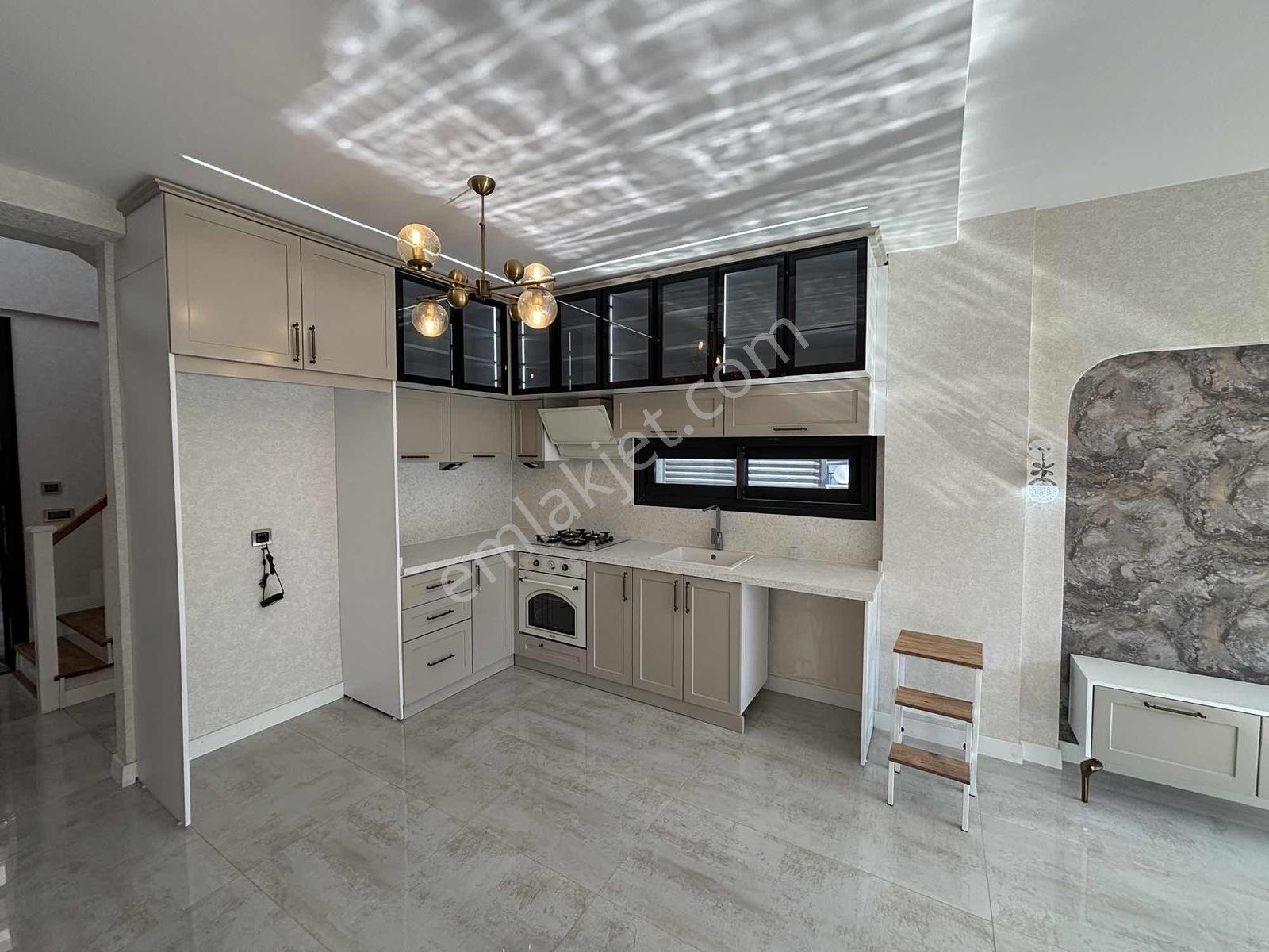Kuşadası Kadınlar Denizinde Özel Havuzlu Denize Yakın 4+1 Villa — fotoğraf 8