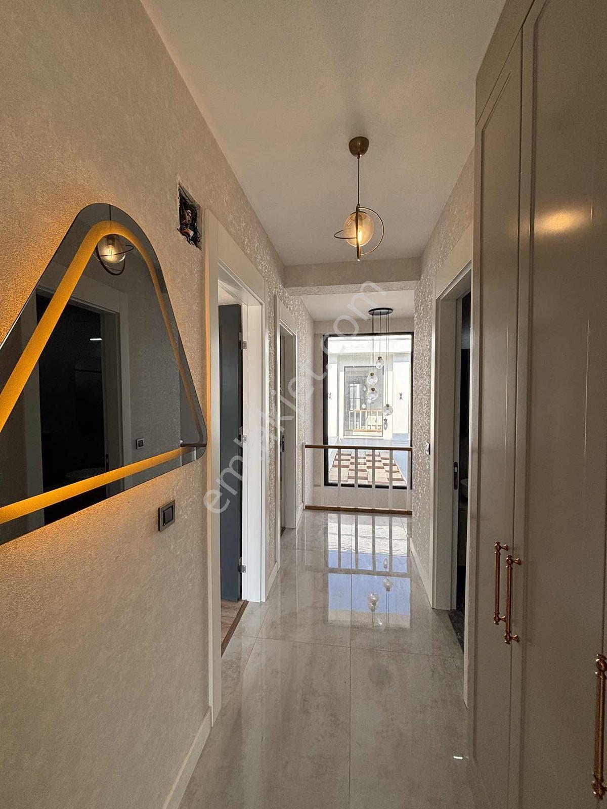 Kuşadası Kadınlar Denizinde Özel Havuzlu Denize Yakın 4+1 Villa — fotoğraf 12