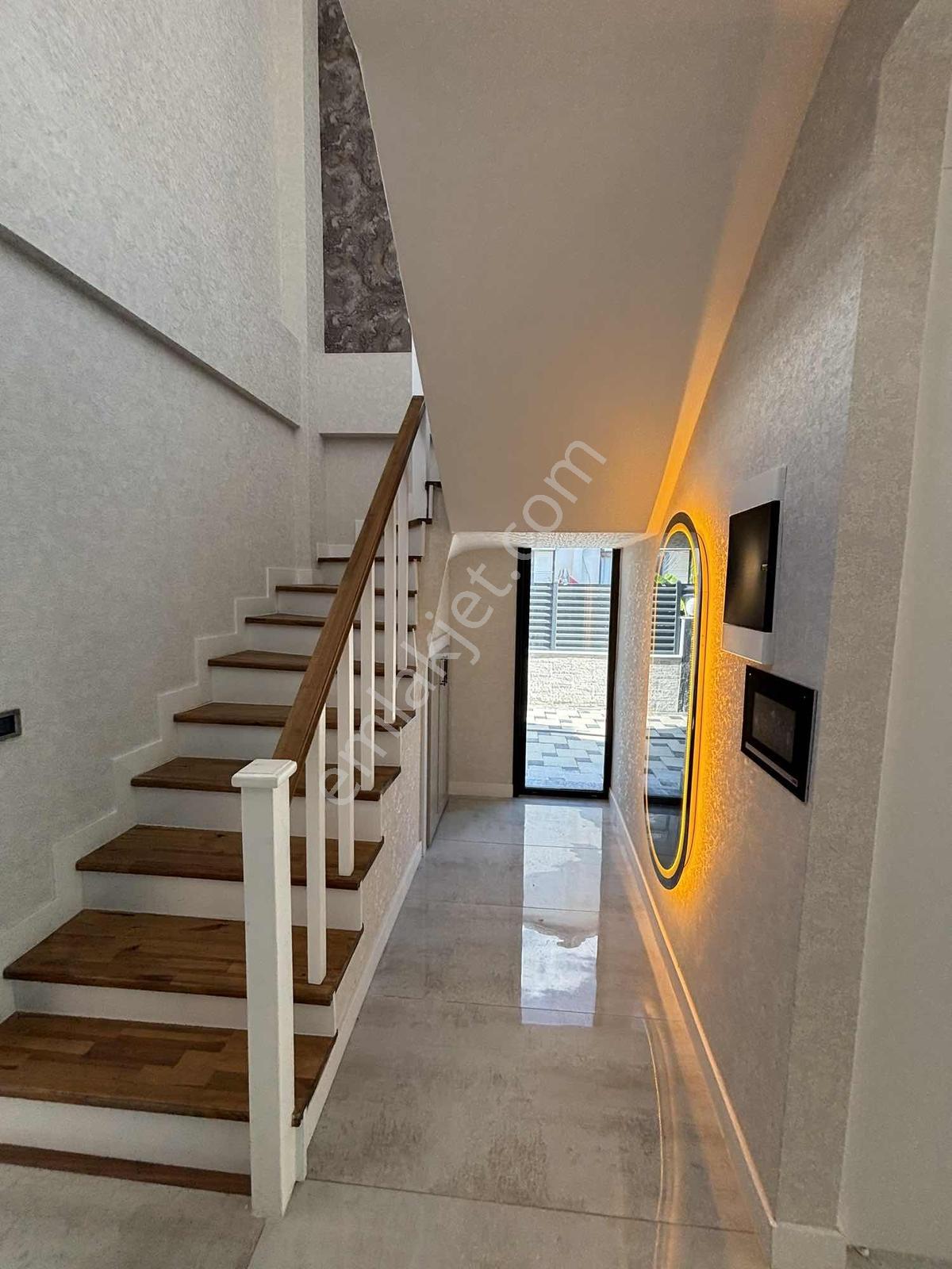 Kuşadası Kadınlar Denizinde Özel Havuzlu Denize Yakın 4+1 Villa — fotoğraf 33