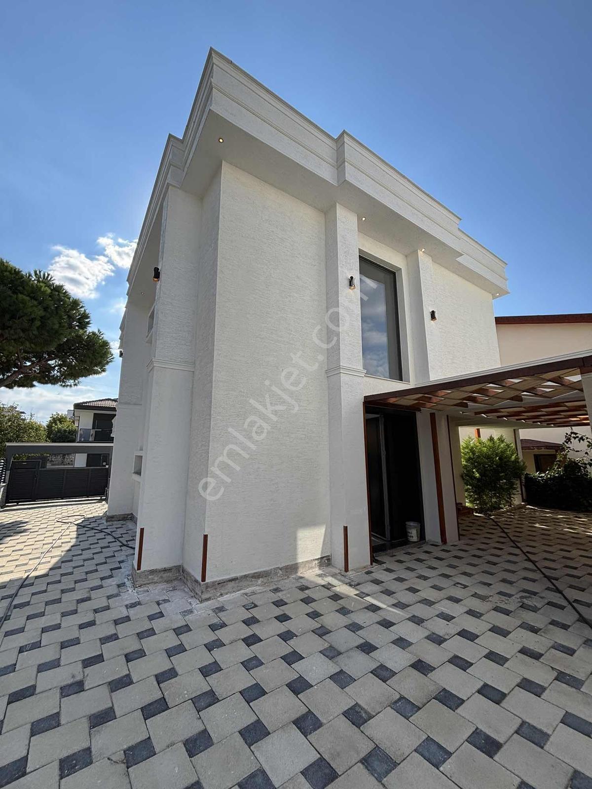 Kuşadası Kadınlar Denizinde Özel Havuzlu Denize Yakın 4+1 Villa — fotoğraf 35