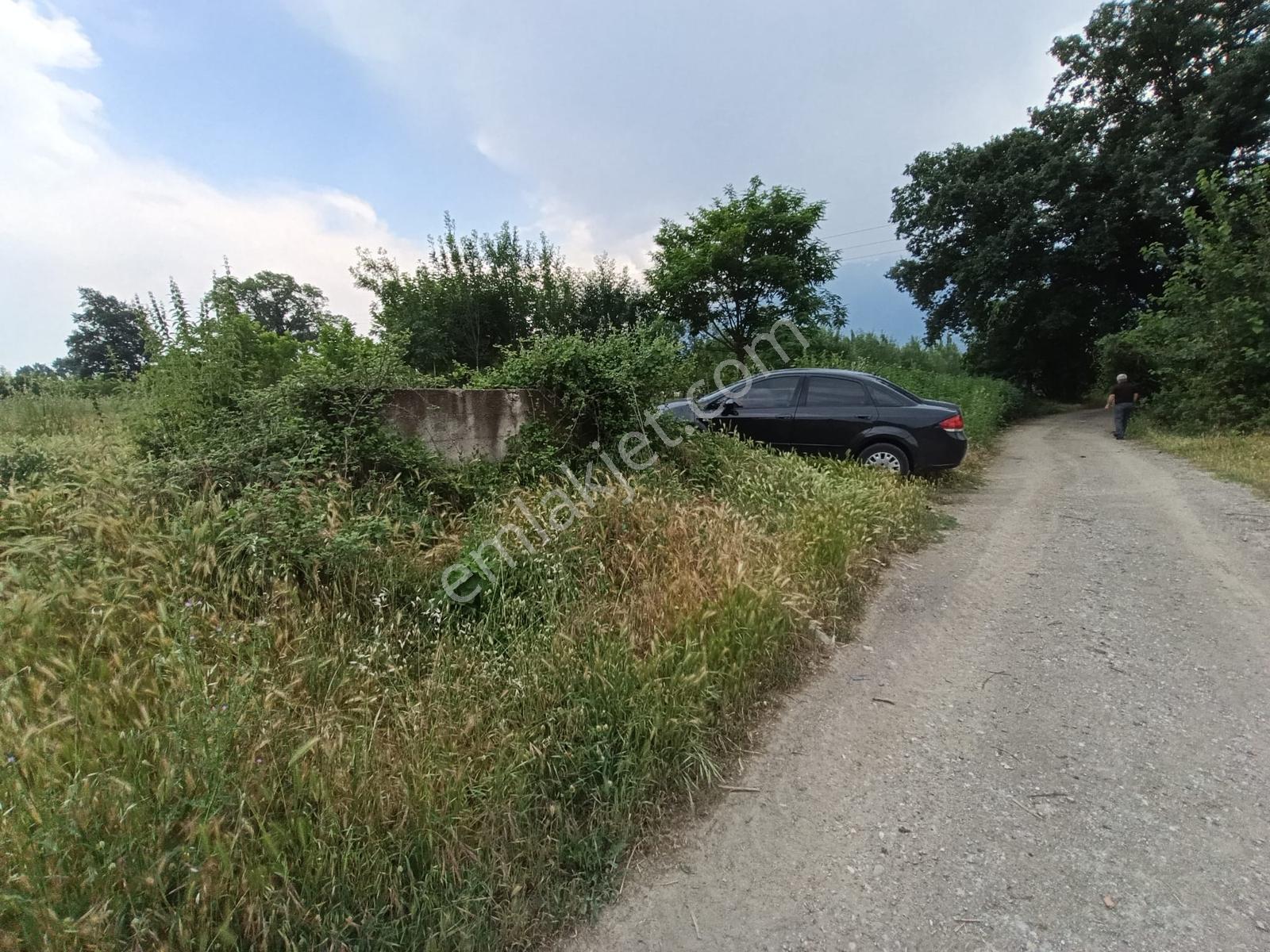 Acil Vakıf Mahallesinde Mevcut 2 Tapu Bir Tarla 6.900 M2 — fotoğraf 5