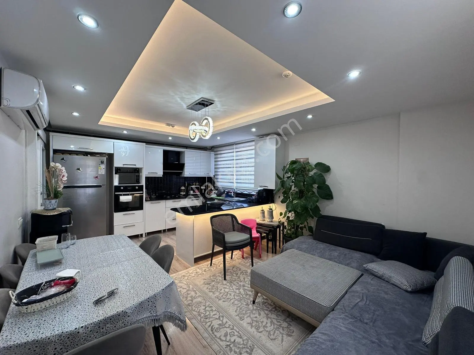 Mezitli Gelecek Koleji Cvr 175 M2 Net Havuzlu Lüx Geniş 4+1
