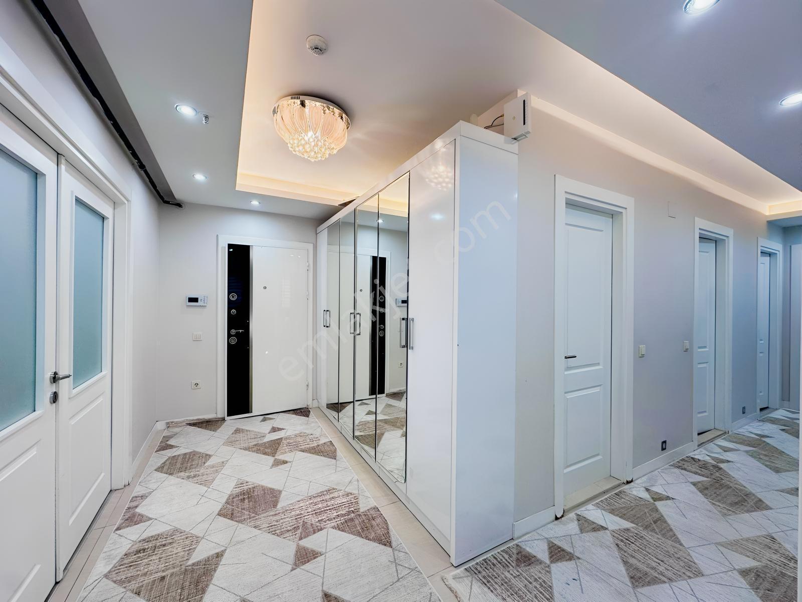 Mezitli Gelecek Koleji Cvr 175 M2 Net Havuzlu Lüx Geniş 4+1 — fotoğraf 8
