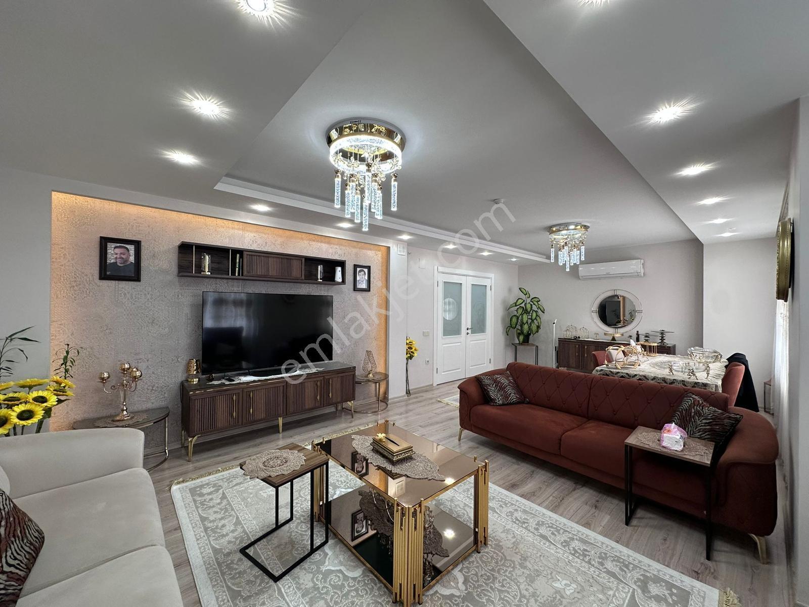 Mezitli Gelecek Koleji Cvr 175 M2 Net Havuzlu Lüx Geniş 4+1 — fotoğraf 13