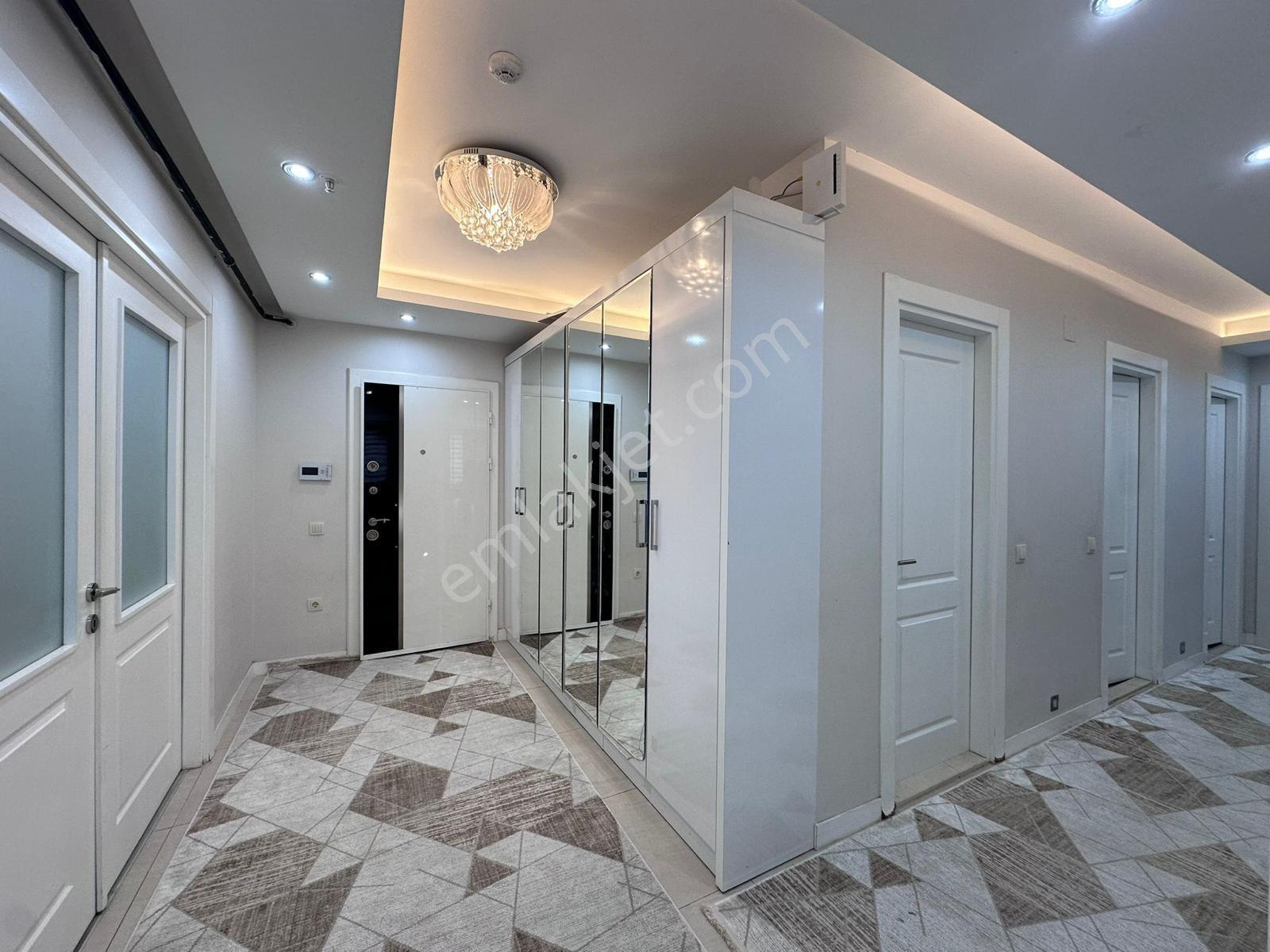 Mezitli Gelecek Koleji Cvr 175 M2 Net Havuzlu Lüx Geniş 4+1 — fotoğraf 15