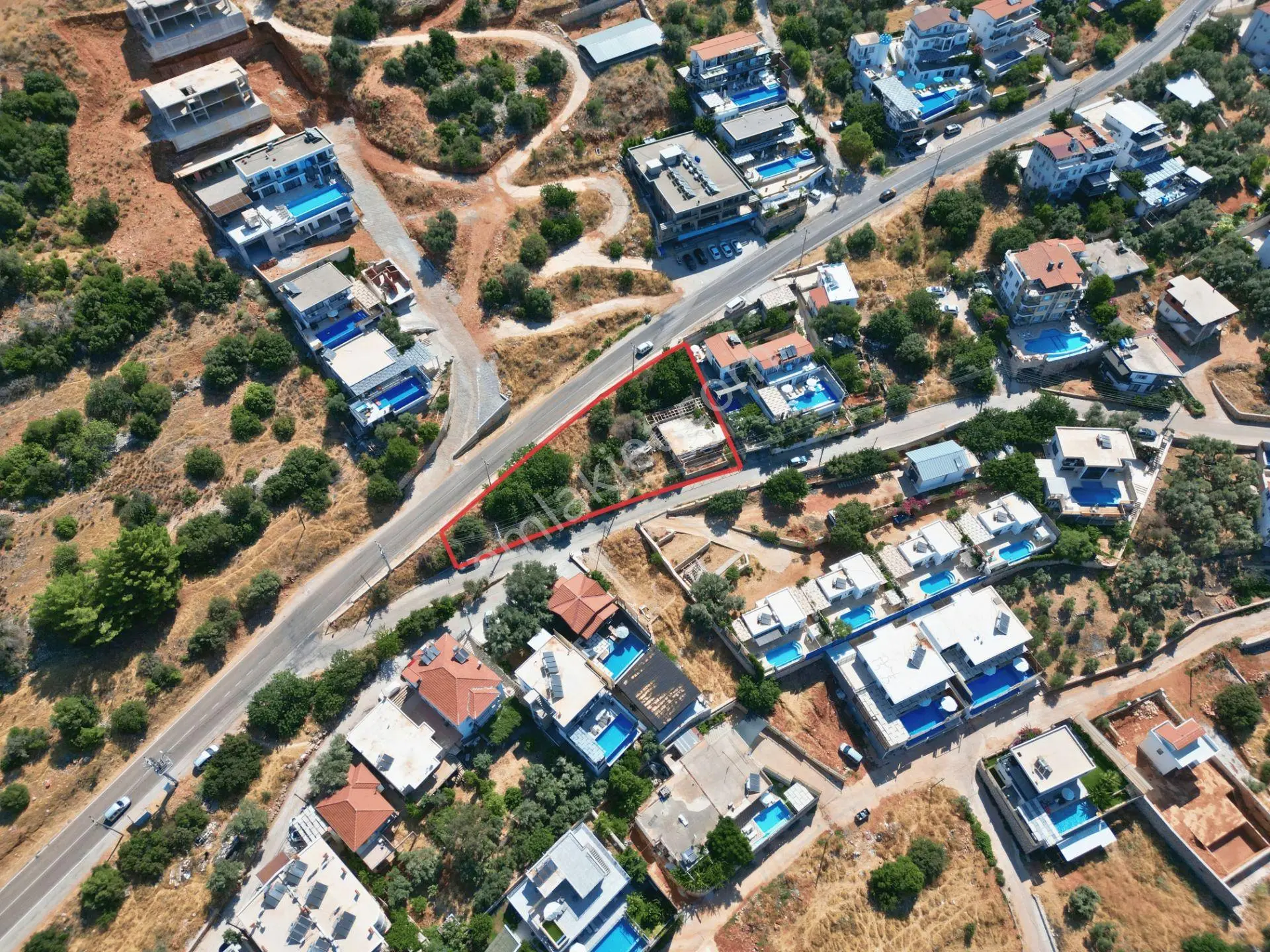 Kaş Bezirgan Villalar Bölgesinde Ana Yola Cepheli Satılık — fotoğraf 3