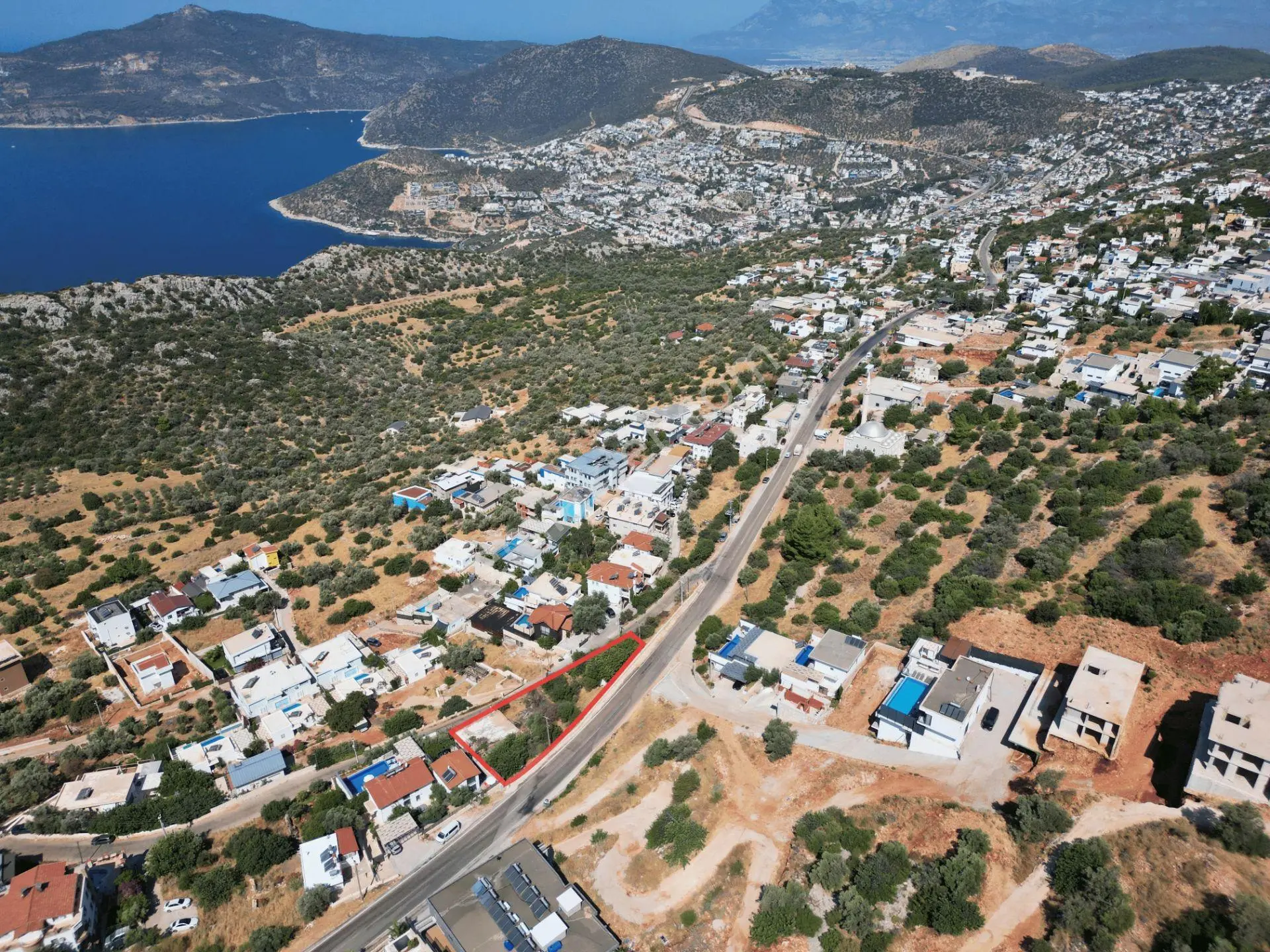 Kaş Bezirgan Villalar Bölgesinde Ana Yola Cepheli Satılık — fotoğraf 5