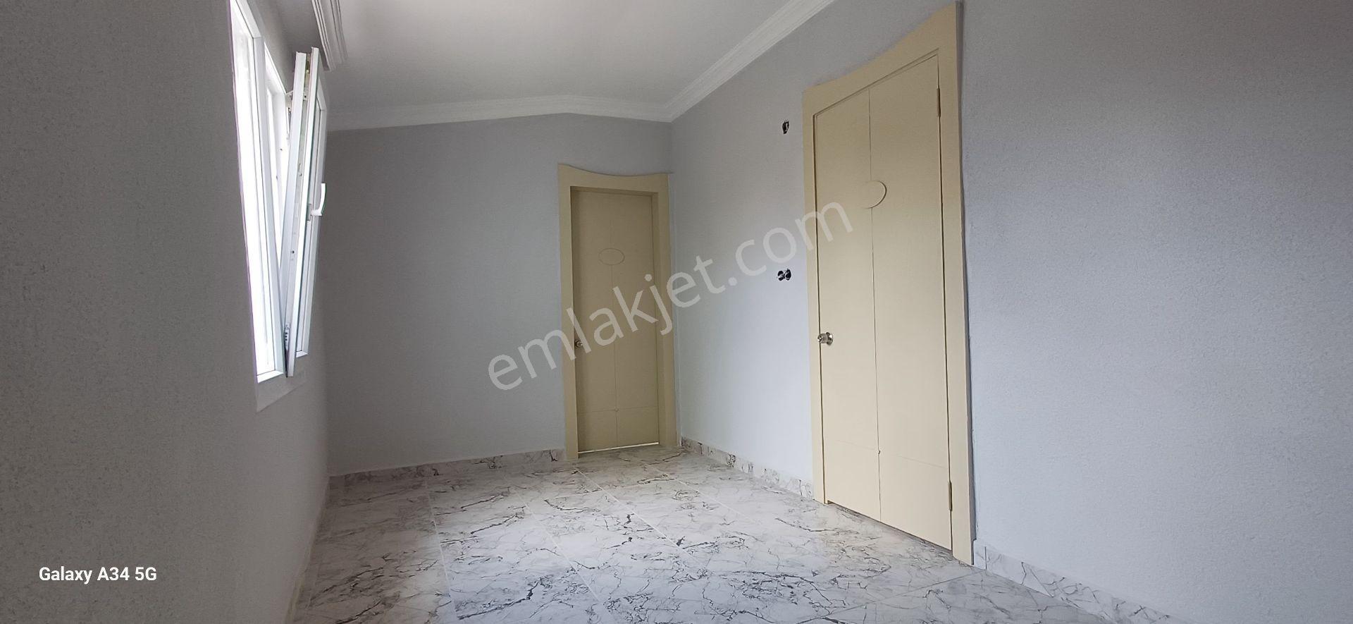 Tekkatlı Müstakil Ev — fotoğraf 23