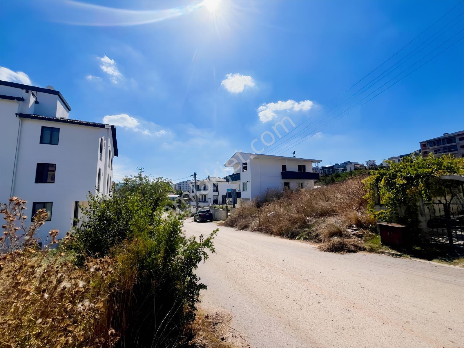 261m2(3 Kat Emsal 1.10 İmarlı) Ruhsatı,projesi Hazır Merkezi Kon
