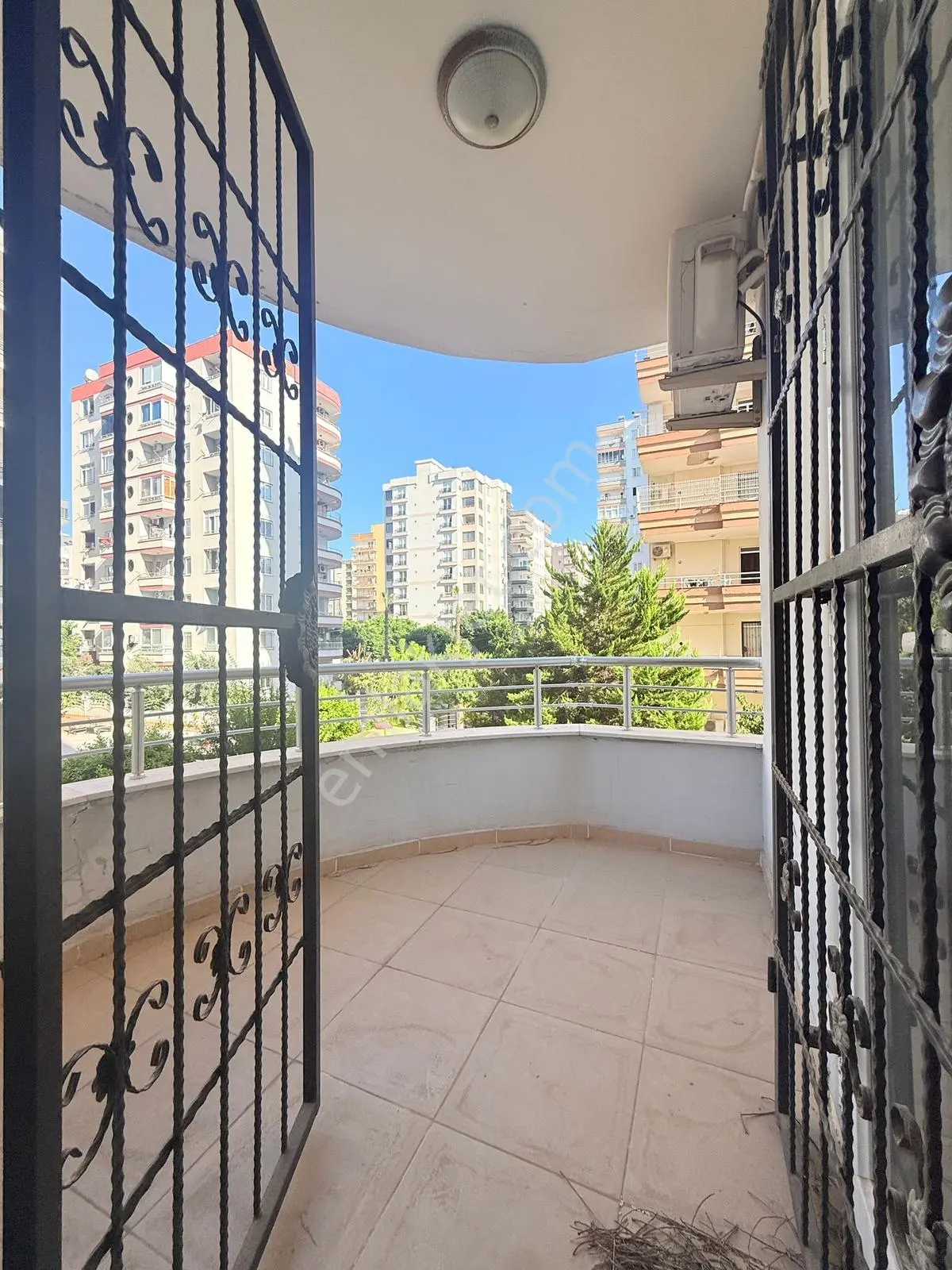 Cazip ! Viranşehir Site İçi 11 Yaşında Doğalgaz Full Extralı 3+1 — fotoğraf 5