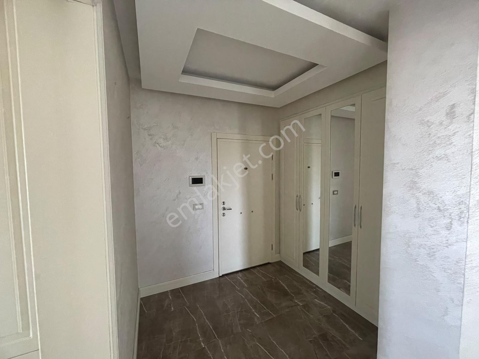 Pyramıd'den Merter Çetinsaya Konakları Şerefiyeli Boş Lüx 3+1 — fotoğraf 10