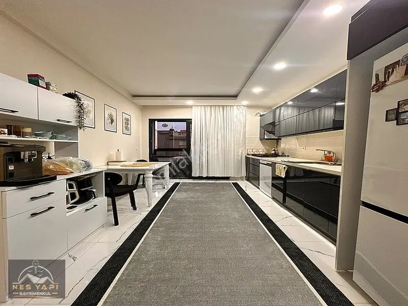 Nes Yapı'dan Metrobüse Yürüme 3+1 Dev M2 İskanlı Satılık Daire!! — fotoğraf 6