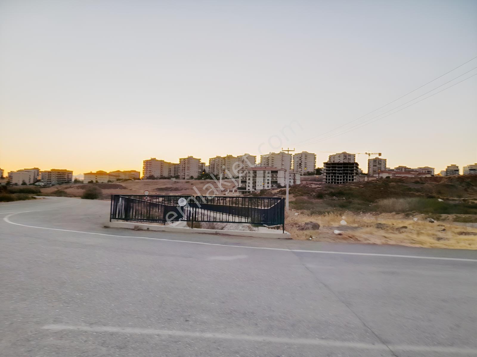 Harmandalında Satılık 140 M2 Arsa Çiğli Serkan Dan — fotoğraf 5
