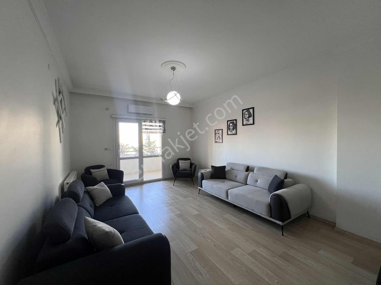 Murat Emlaktan Site İçerisinde En Uygun 4+1 Dairemiz Satılıktır — fotoğraf 3