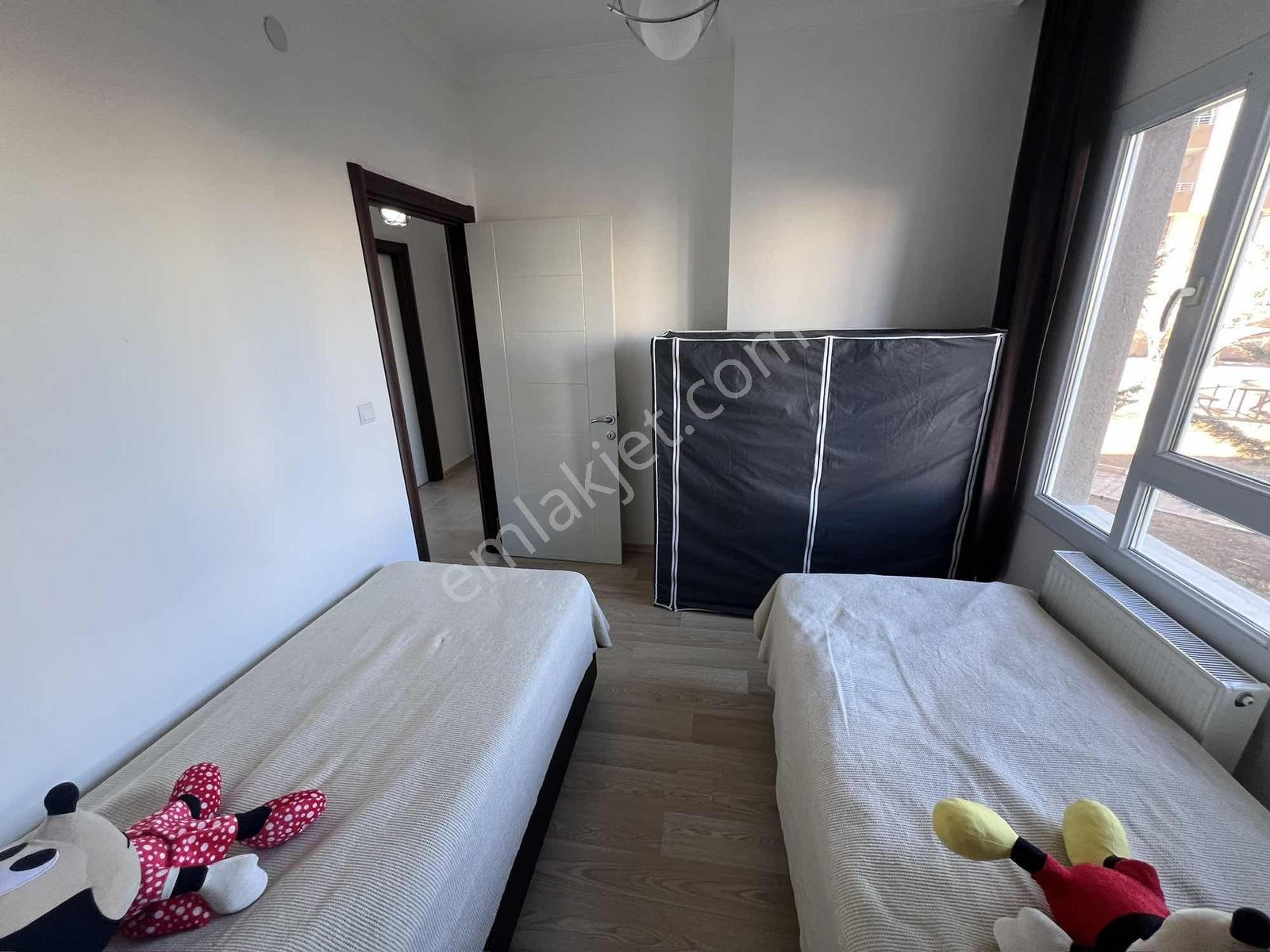 Murat Emlaktan Site İçerisinde En Uygun 4+1 Dairemiz Satılıktır — fotoğraf 13