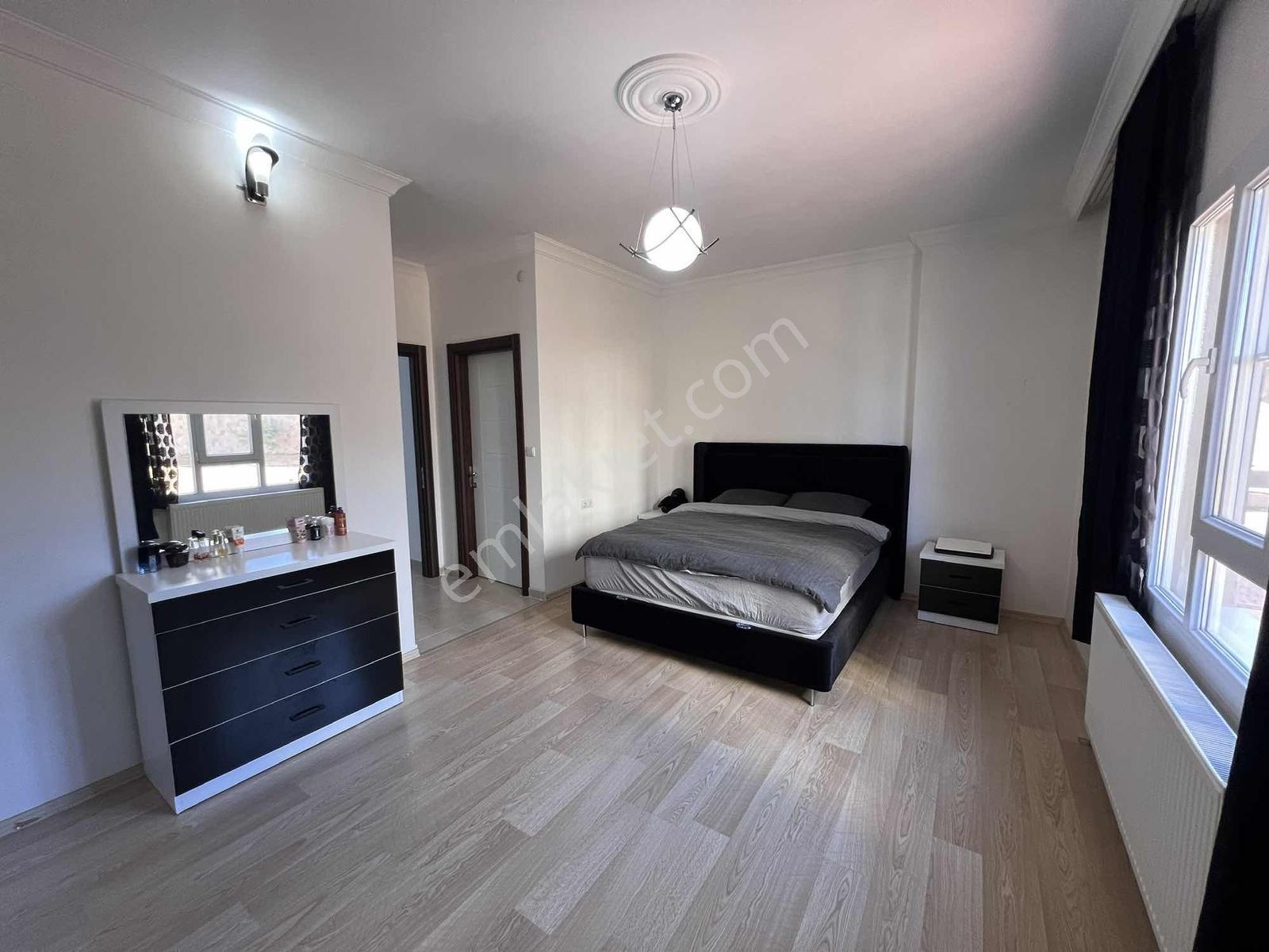Murat Emlaktan Site İçerisinde En Uygun 4+1 Dairemiz Satılıktır — fotoğraf 19
