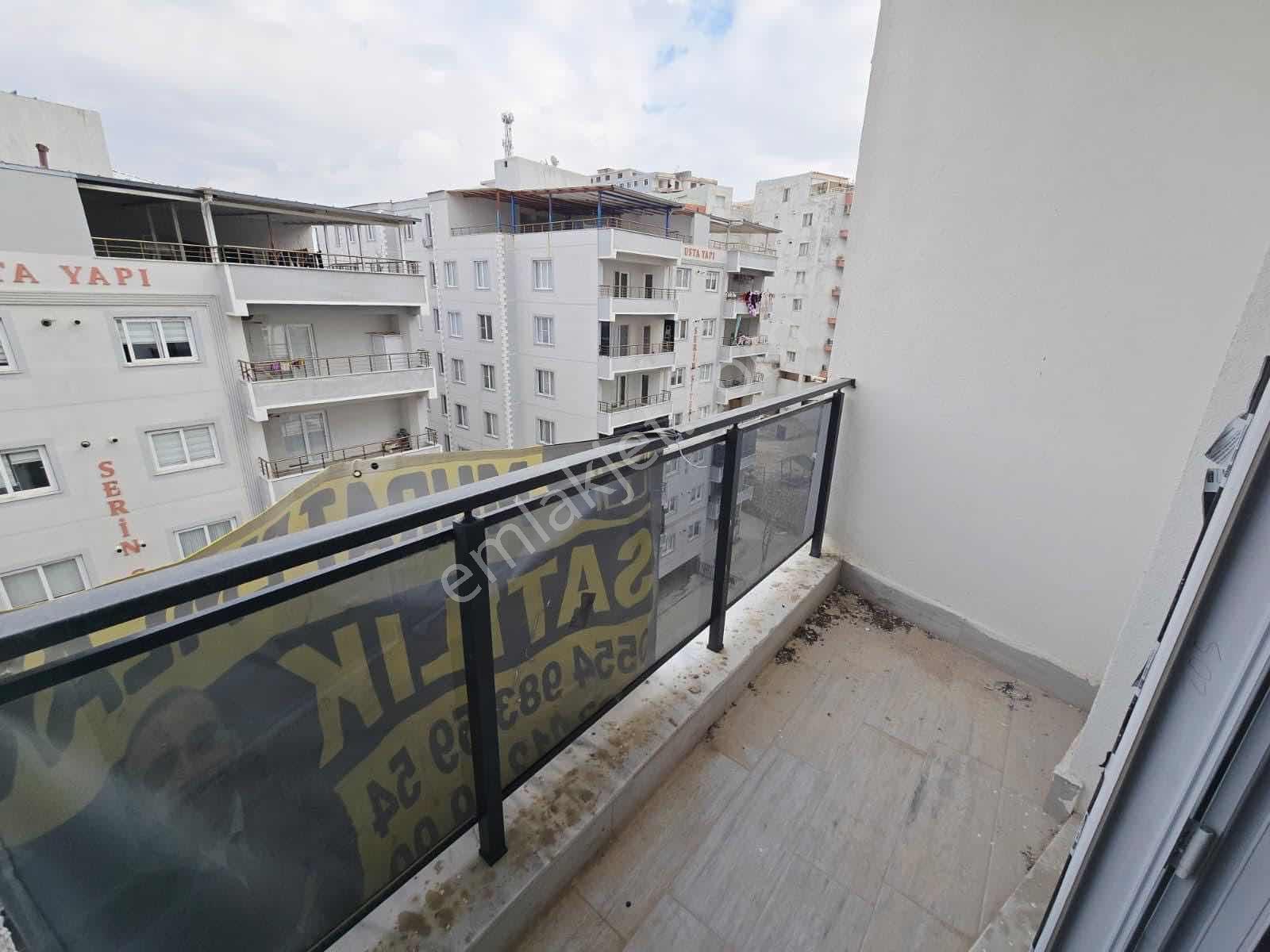 Murat Emlaktan Hastane Karşısı Sıfır Ön Cephe Daire Satılık — fotoğraf 9