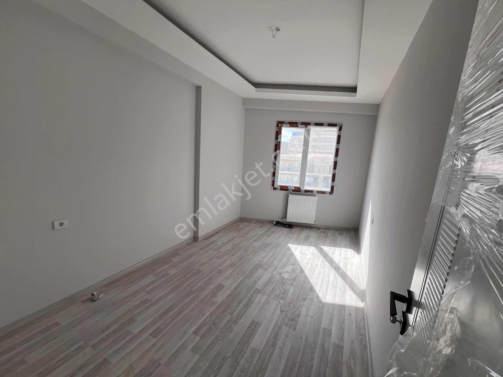 Murat Emlak'tan Devlet Hastanesi Karşısı 2+1 Dairemiz Satılıktır — fotoğraf 8